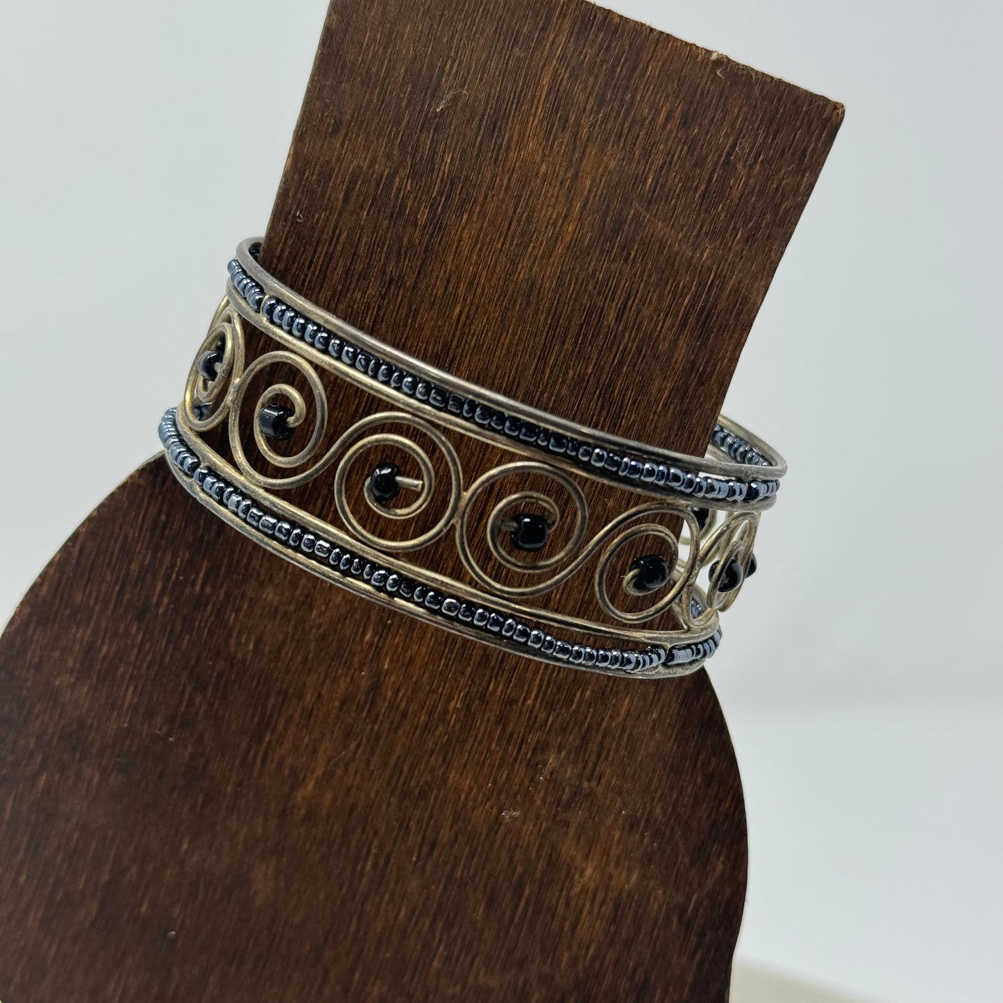 Vintage Silver & Black Beaded Bracelet with Swirl Design - Trendy Boho Fashion Jewelry