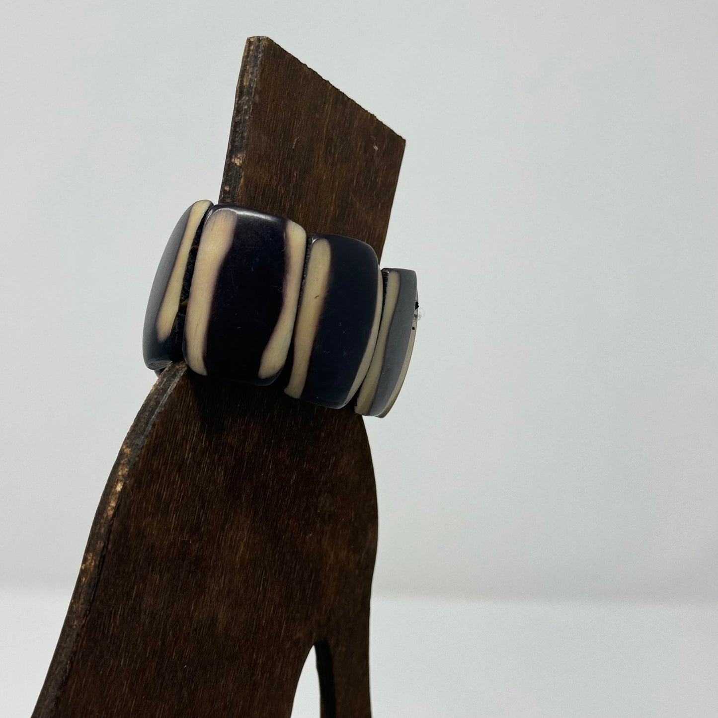 Elegant Chunky Black & Cream Bracelet - Statement Jewelry Trendy Bold Fashion
