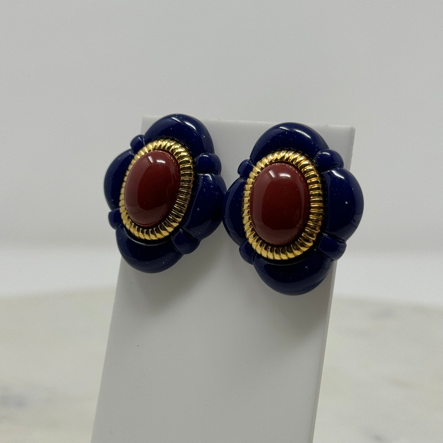 Vintage 1990’s Avon Arabesque Post Earrings