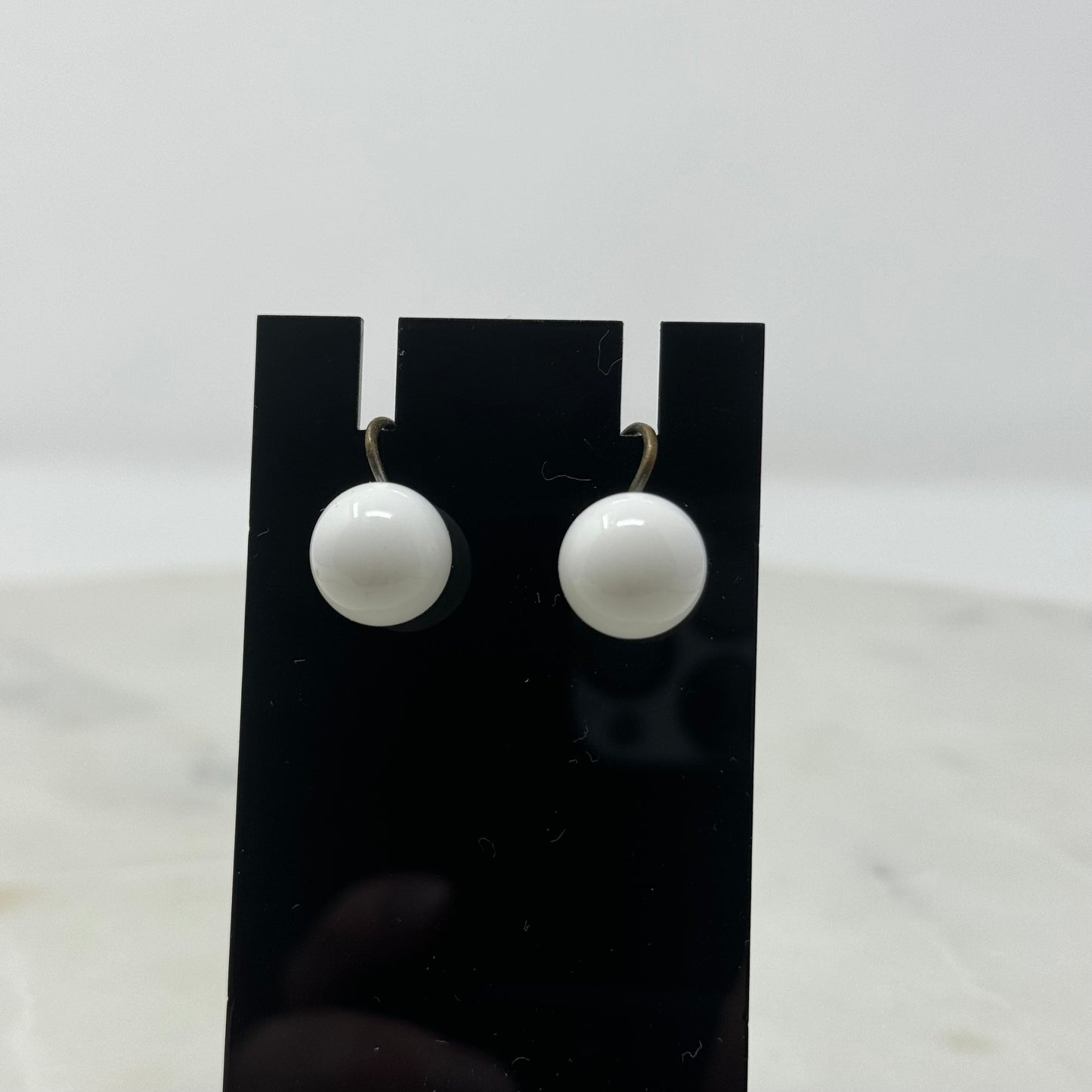 Vintage White Round Screw Back Clip-On Earrings