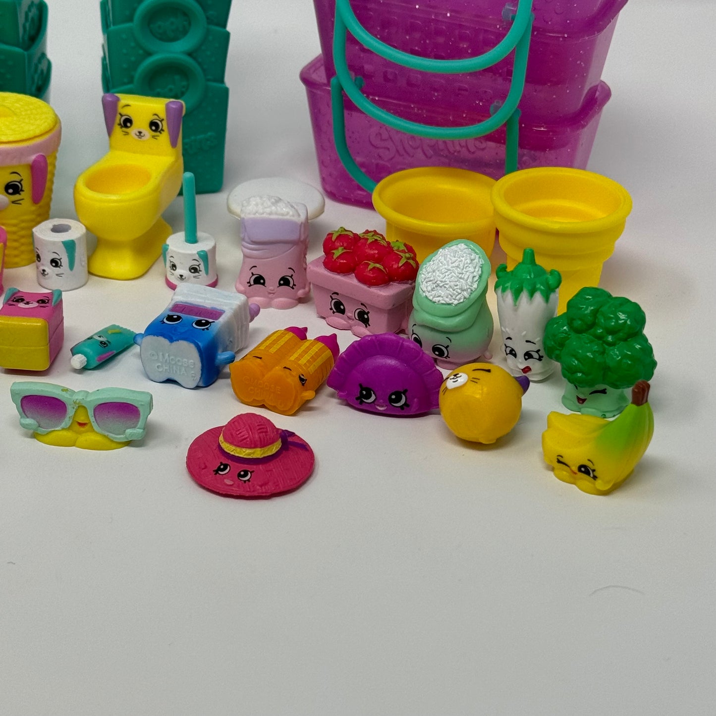 Shopkins Lot Miniatures 42 Pieces Toys