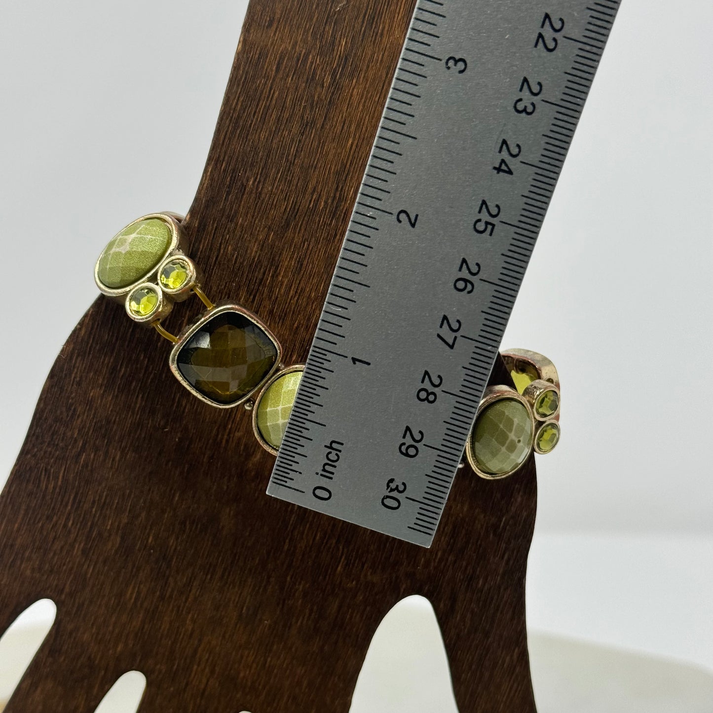 Bracelet Green Boho Faux Gem Segmented Links Stretch Cuff Bangle 7 in Costume Jewelry