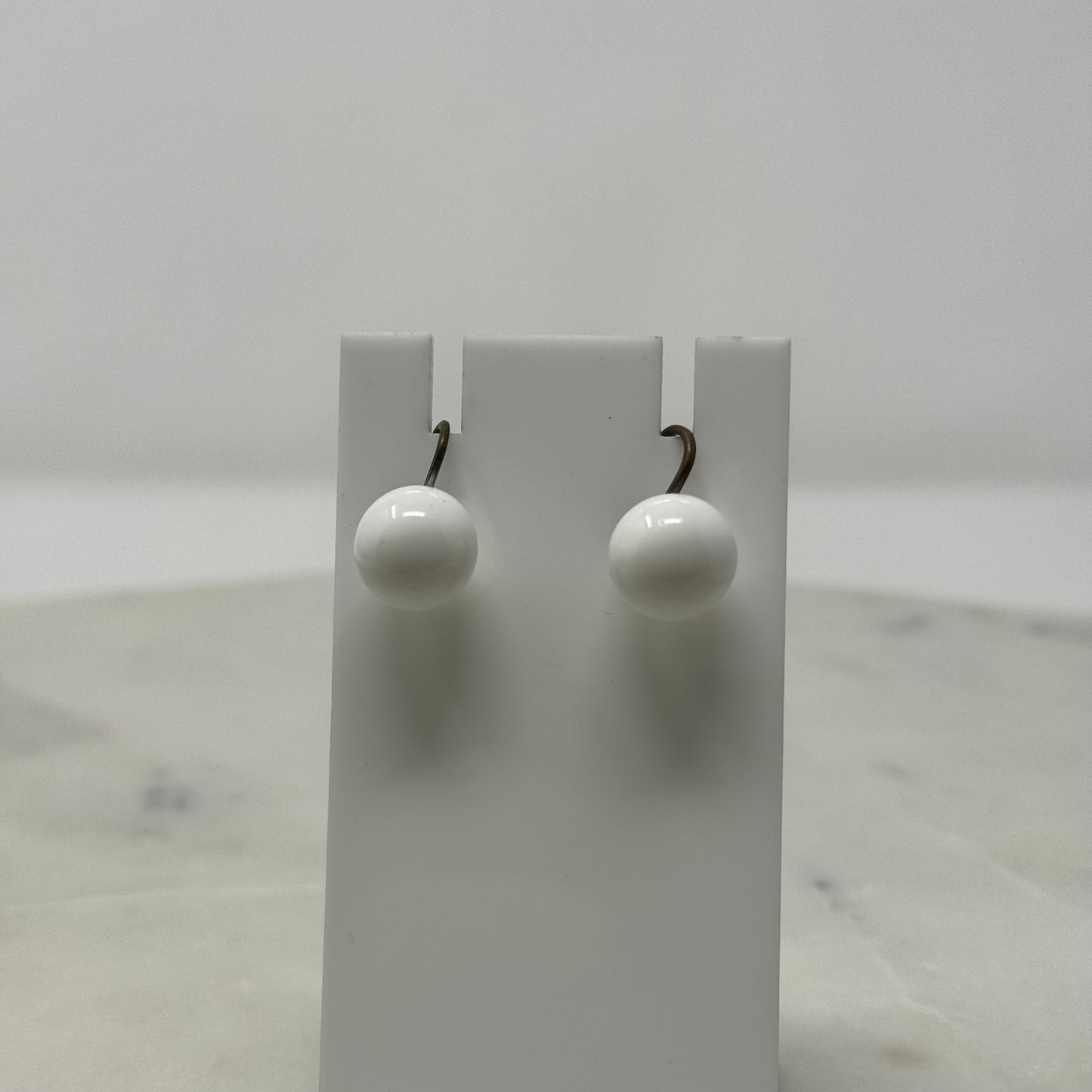 Vintage White Round Screw Back Clip-On Earrings