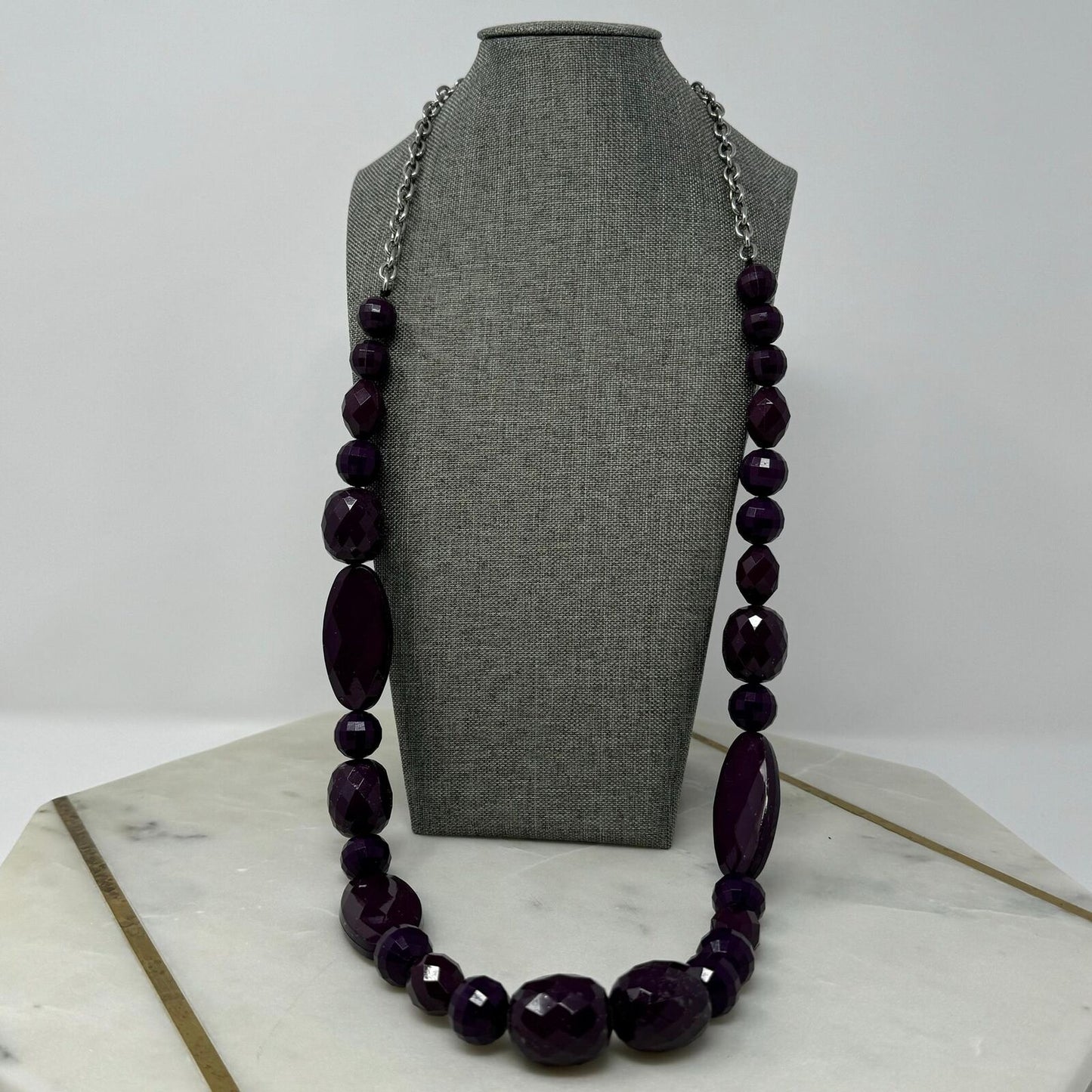 Purple Beaded Fashion Necklace Faceted Sparkle Accent Beads Chain Elegant Chic