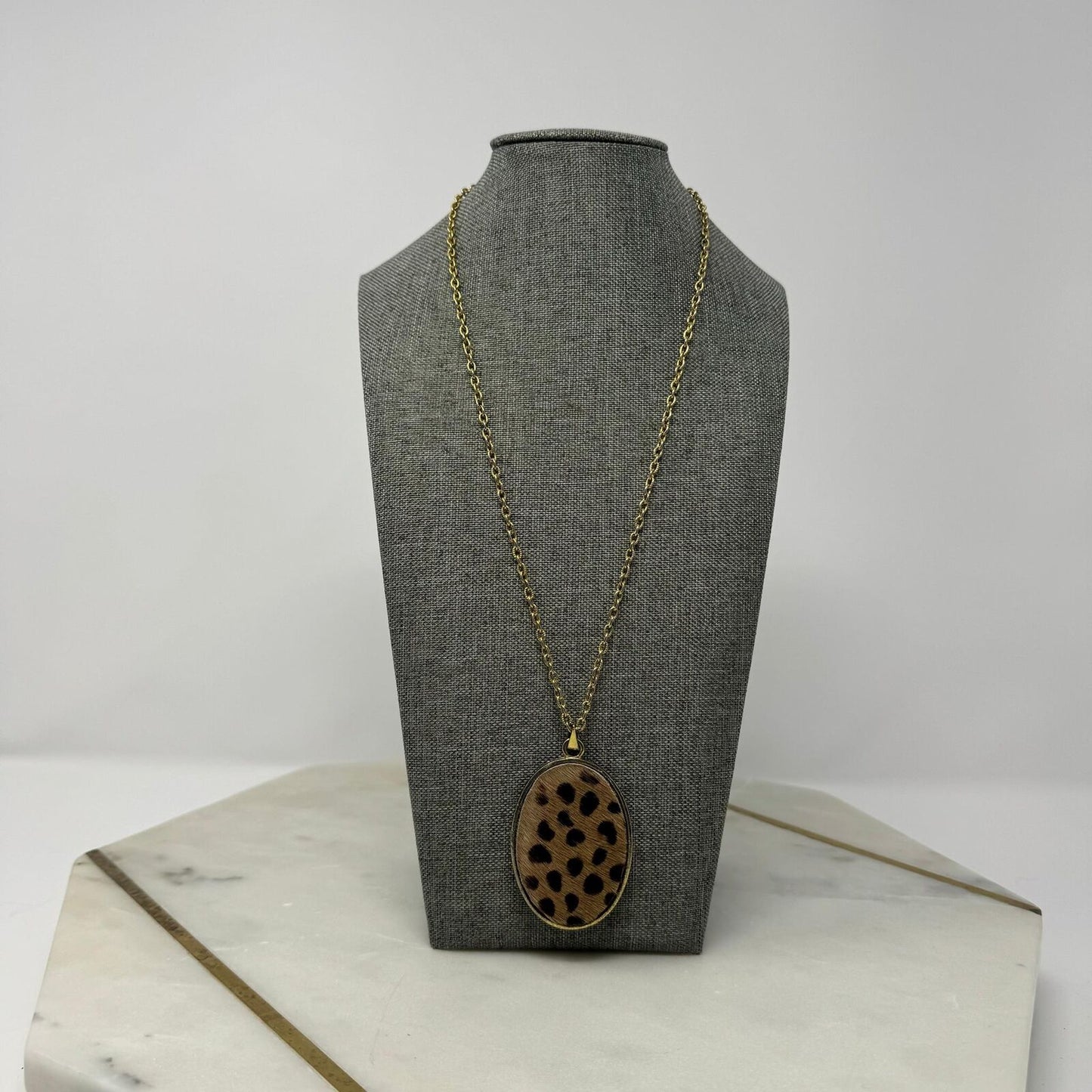 Gold Chain Oval Fur Pendant Necklace Leopard Print Minimal Boho Simple 21”
