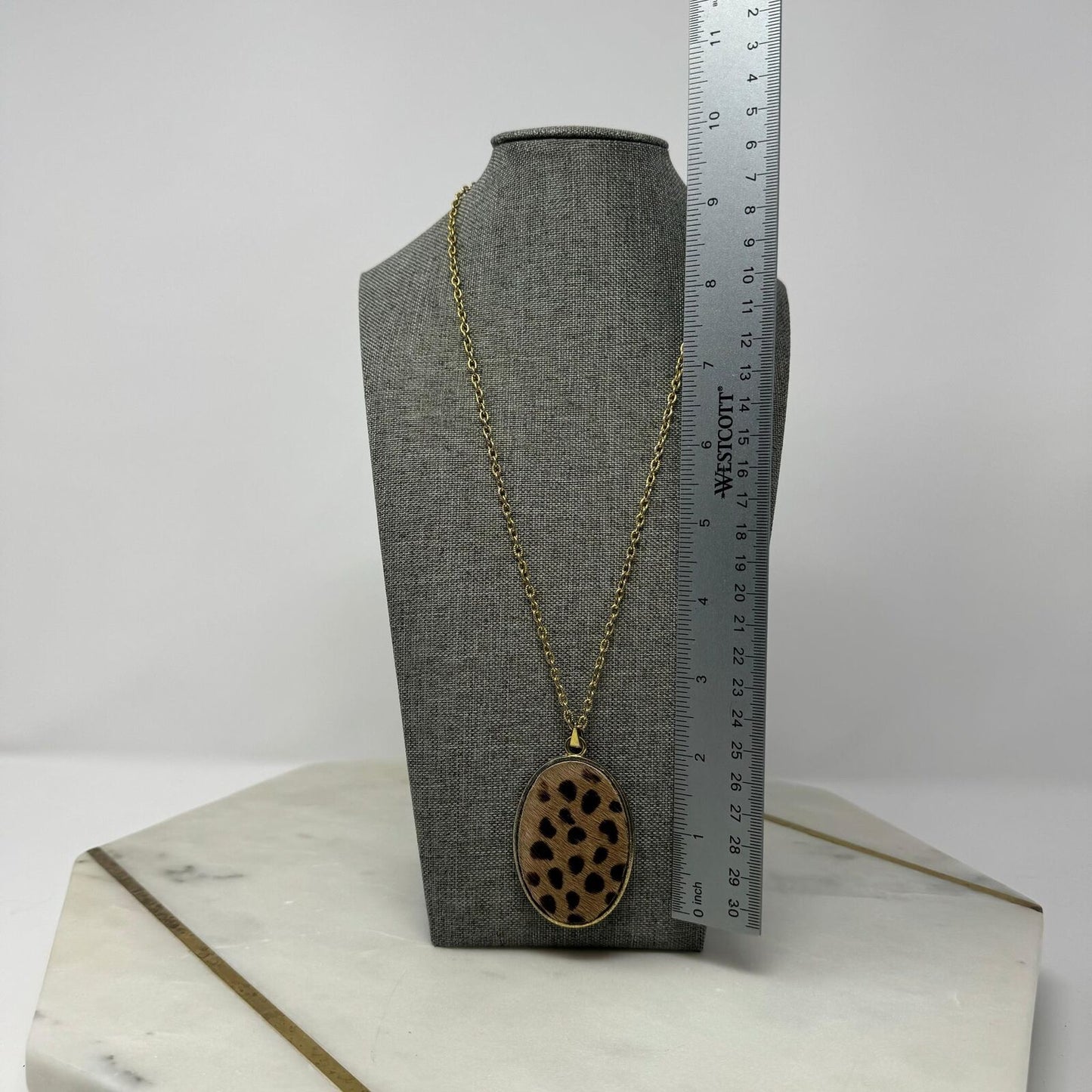 Gold Chain Oval Fur Pendant Necklace Leopard Print Minimal Boho Simple 21”