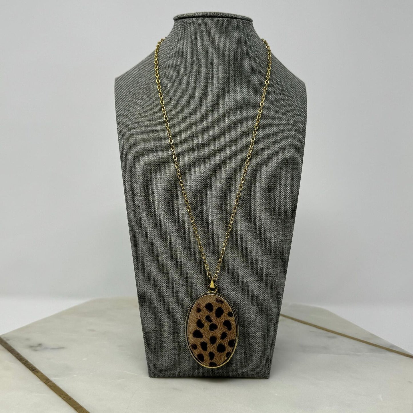 Gold Chain Oval Fur Pendant Necklace Leopard Print Minimal Boho Simple 21”