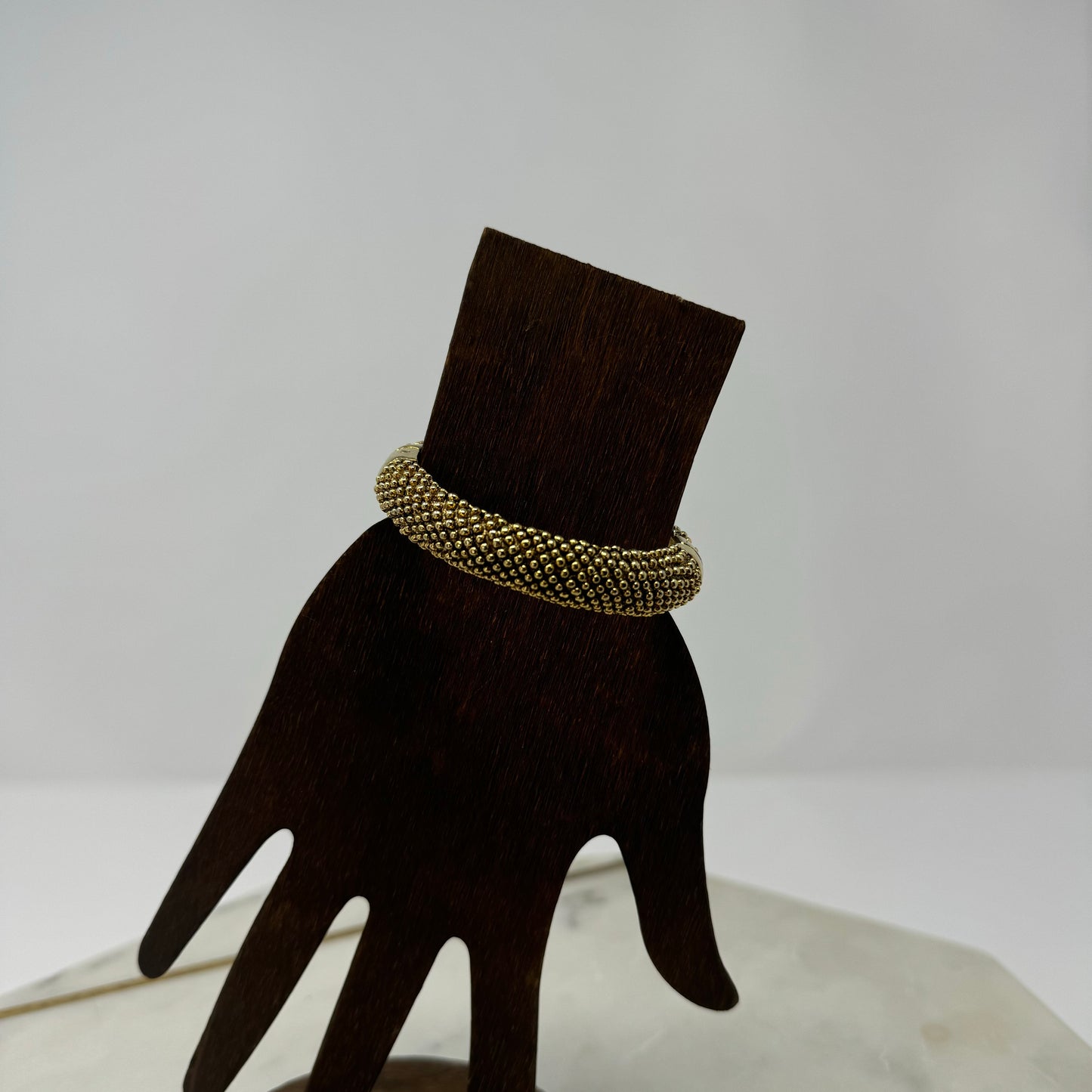 Elegant Gold-Tone Bracelet Magnetic Closure Chic Statement Jewelry