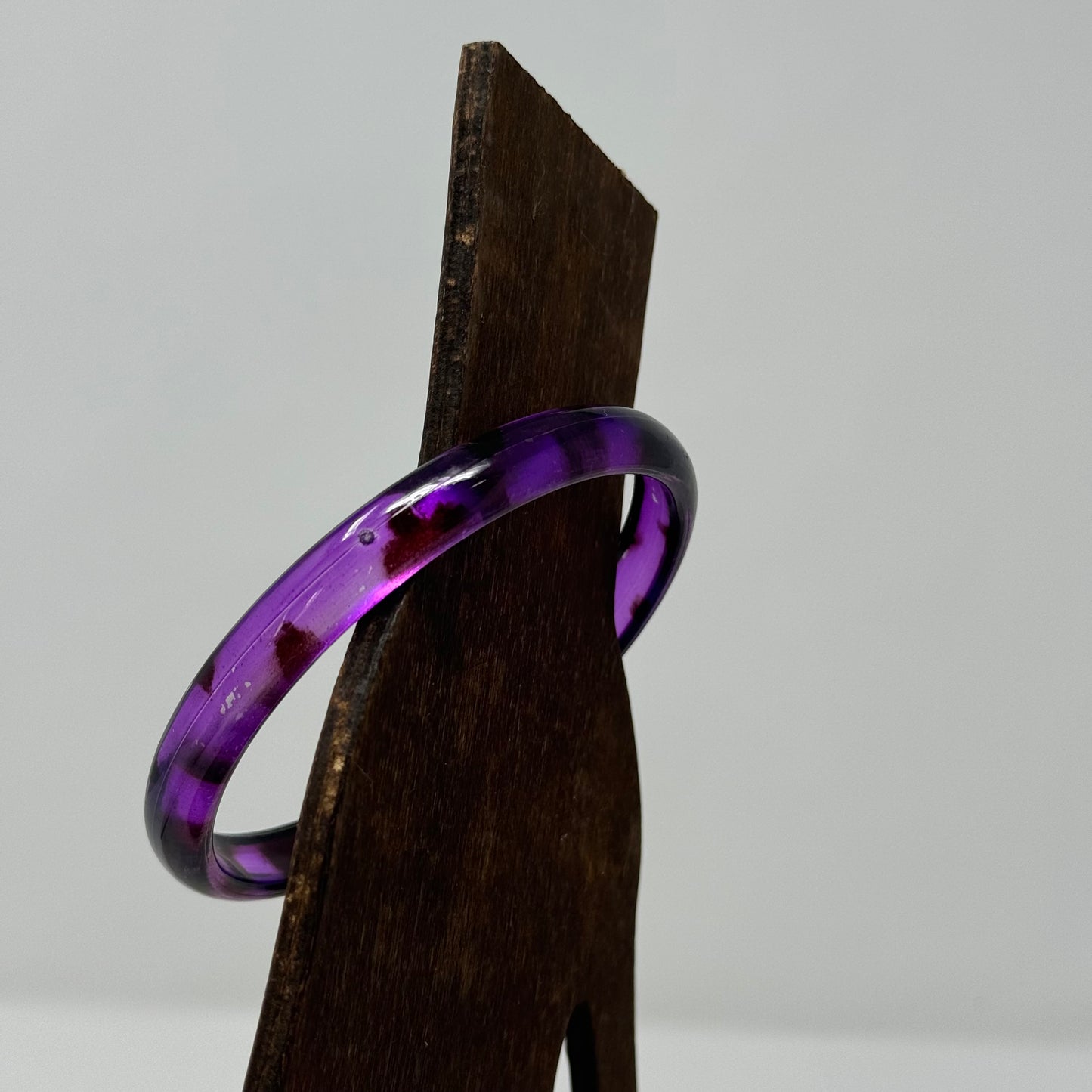 Purple Resin Bangle Bracelet - Trendy Minimalist Fashion Jewelry Accessory