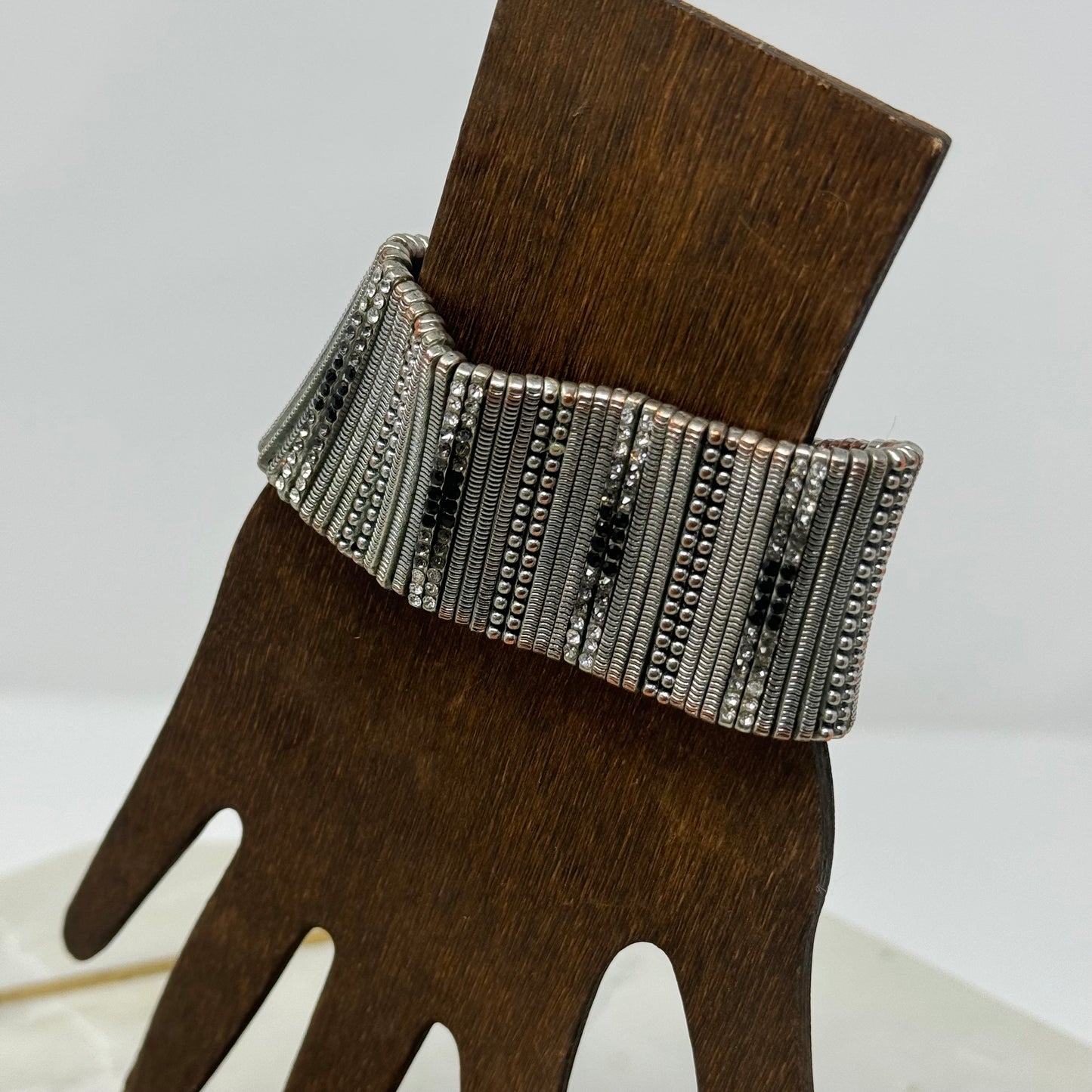Bracelet Boho Southwest Metal Work Rhinestone Stretch Cuff 7.5 in Costume Jewelry