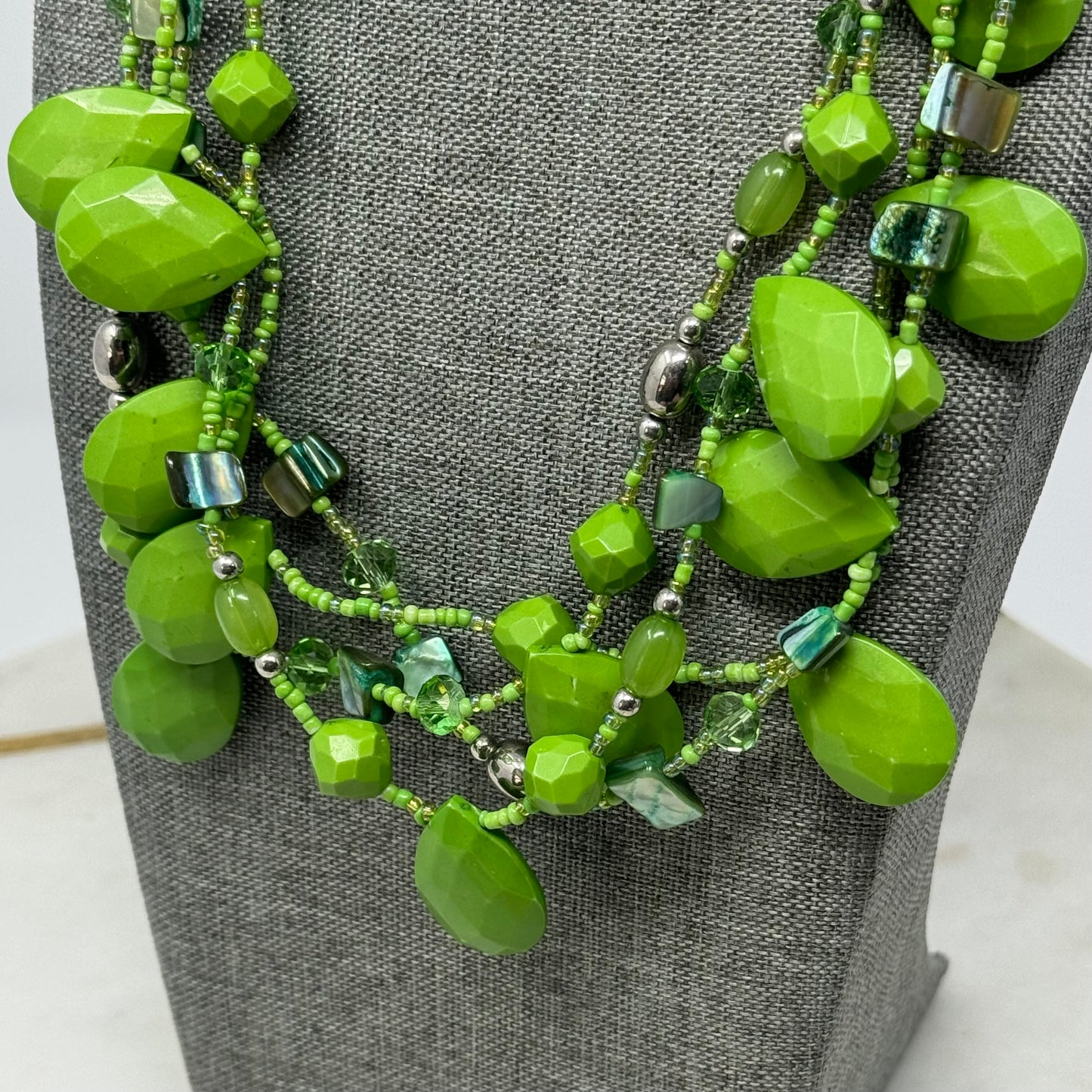 Women’s Necklace Boho Statement Beaded Teardrop Pendants Green Shell 16 in
