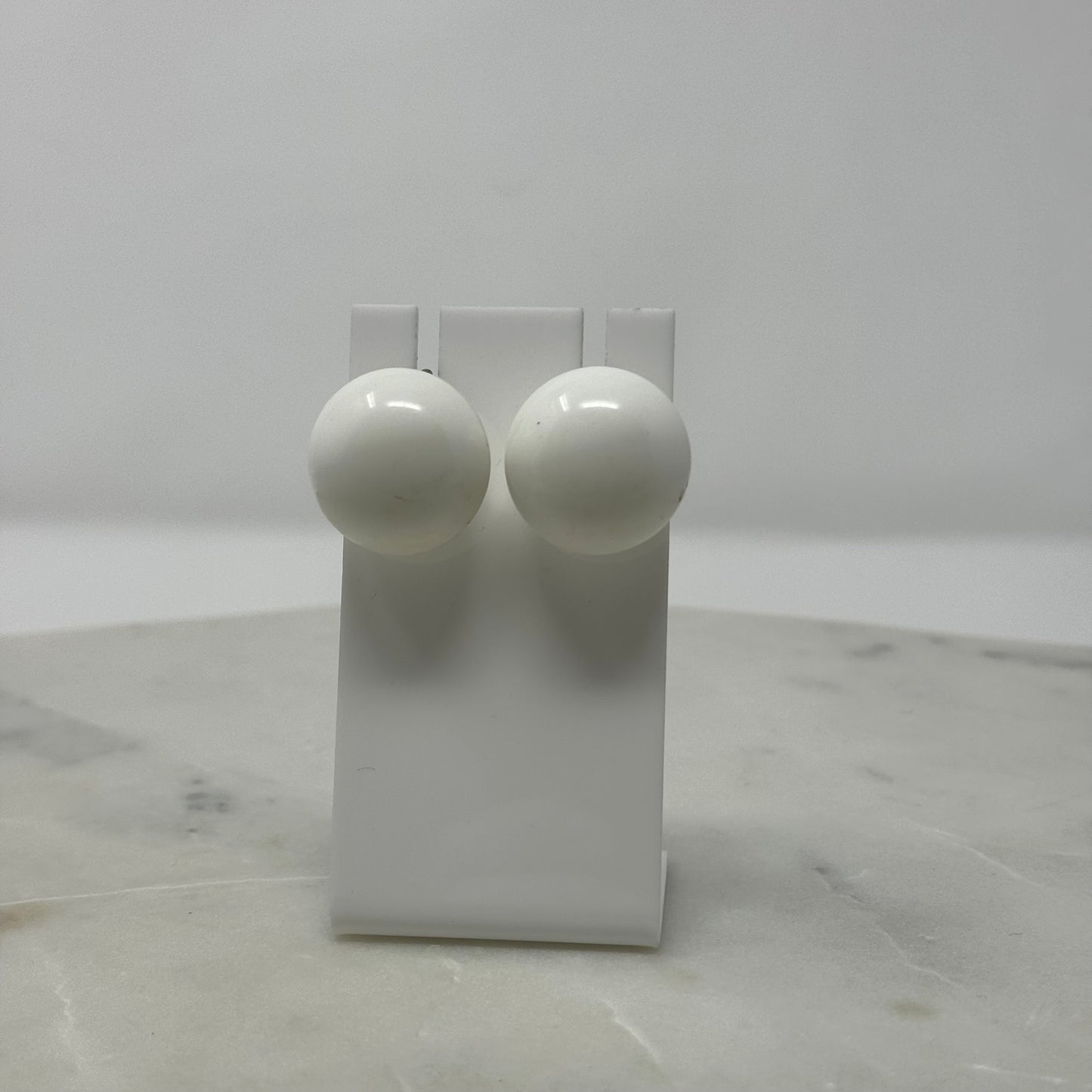 Rounded Retro White Clip-On Earrings