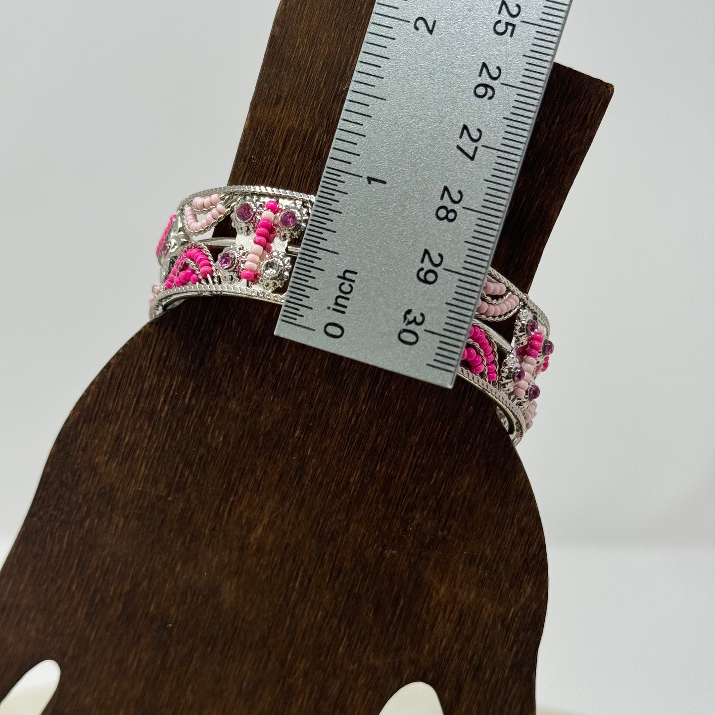 Elegant Pink Beaded Bracelet with Floral Design - Trendy Handmade Boho Fashion Jewelry