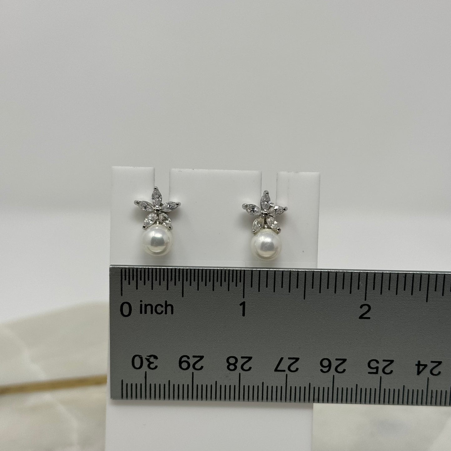Pearl & Crystal Flower Stud Earrings