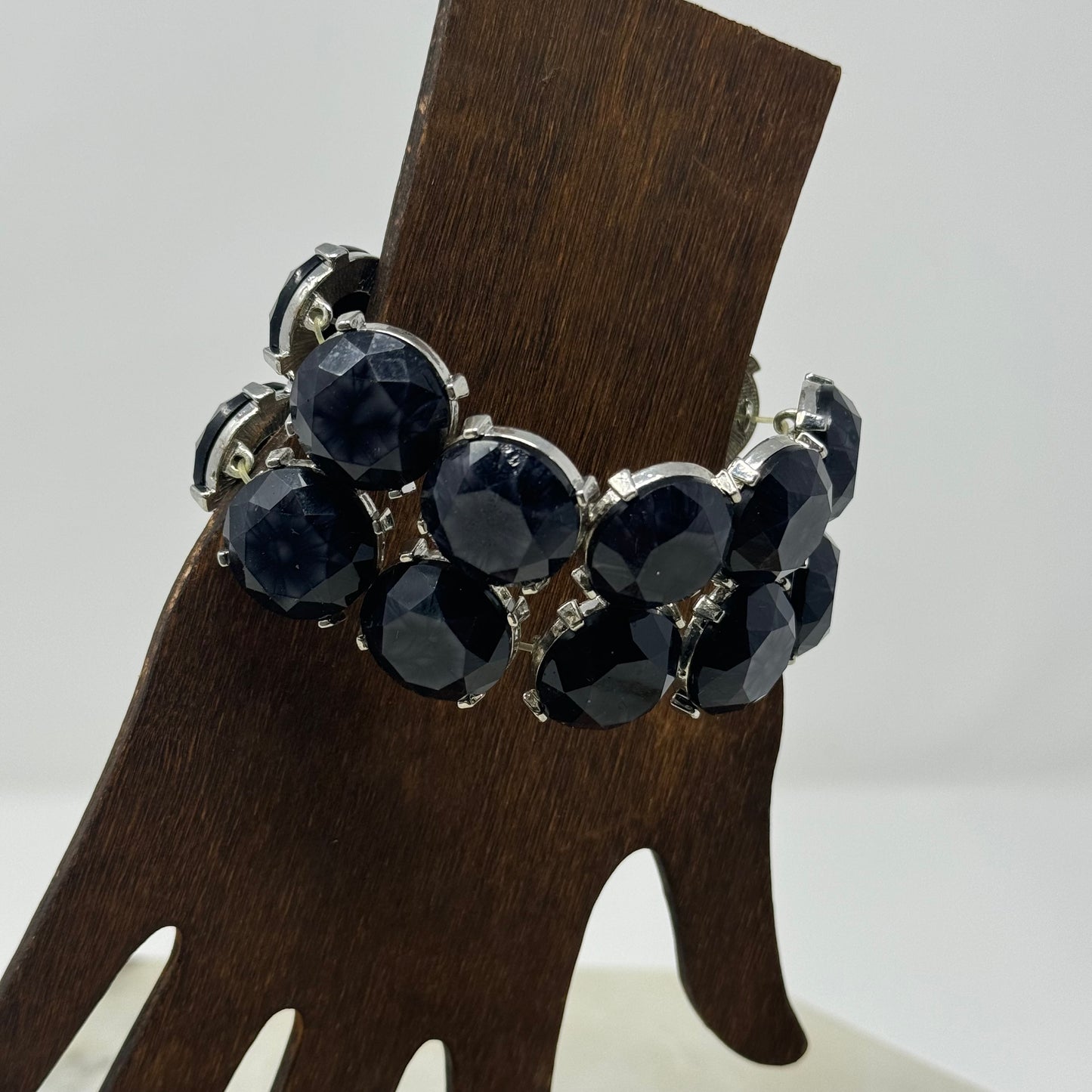 Bracelet Black Statement Rhinestone Stretch Cuff Bangle 8 in Costume Jewelry