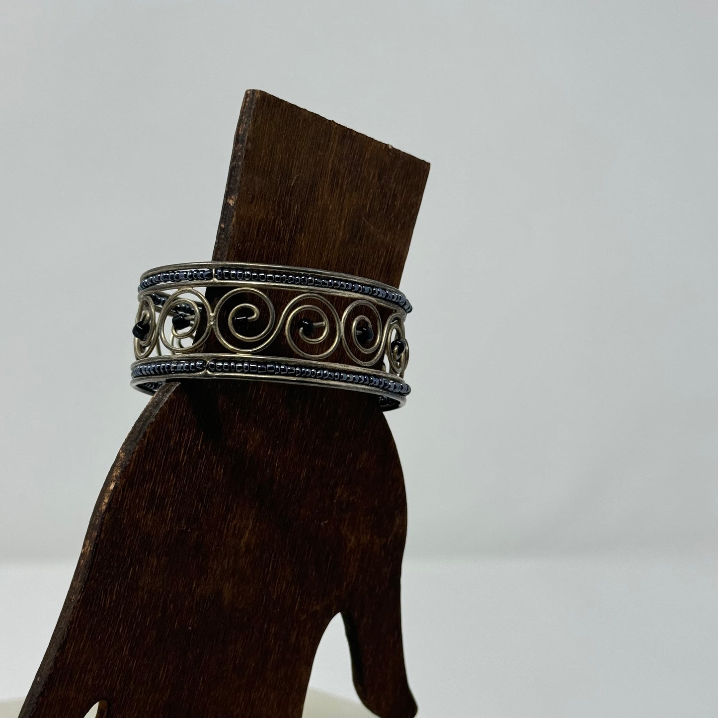 Vintage Silver & Black Beaded Bracelet with Swirl Design - Trendy Boho Fashion Jewelry