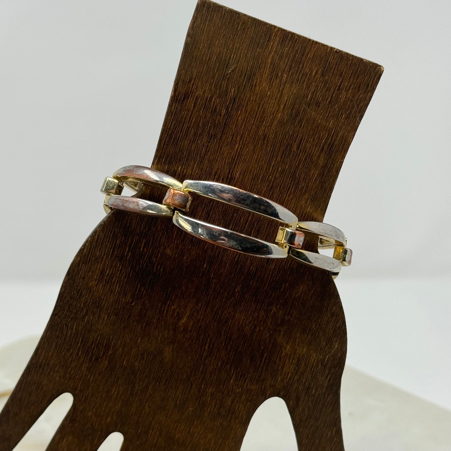 Bracelet Silver Tone Bulky Segmented Metal Work Chain 7 in Costume Jewelry
