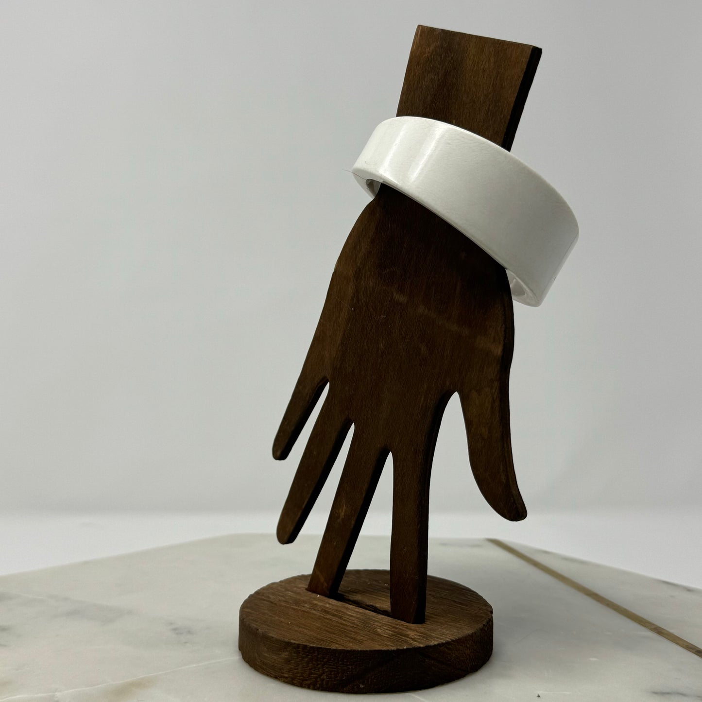 Retro Sculpted White Plastic Bangle Bracelet