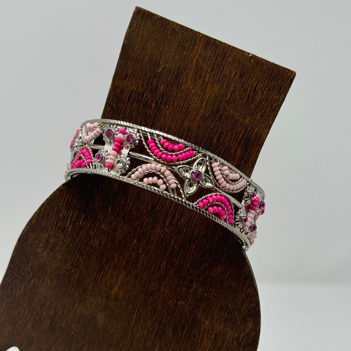 Elegant Pink Beaded Bracelet with Floral Design - Trendy Handmade Boho Fashion Jewelry