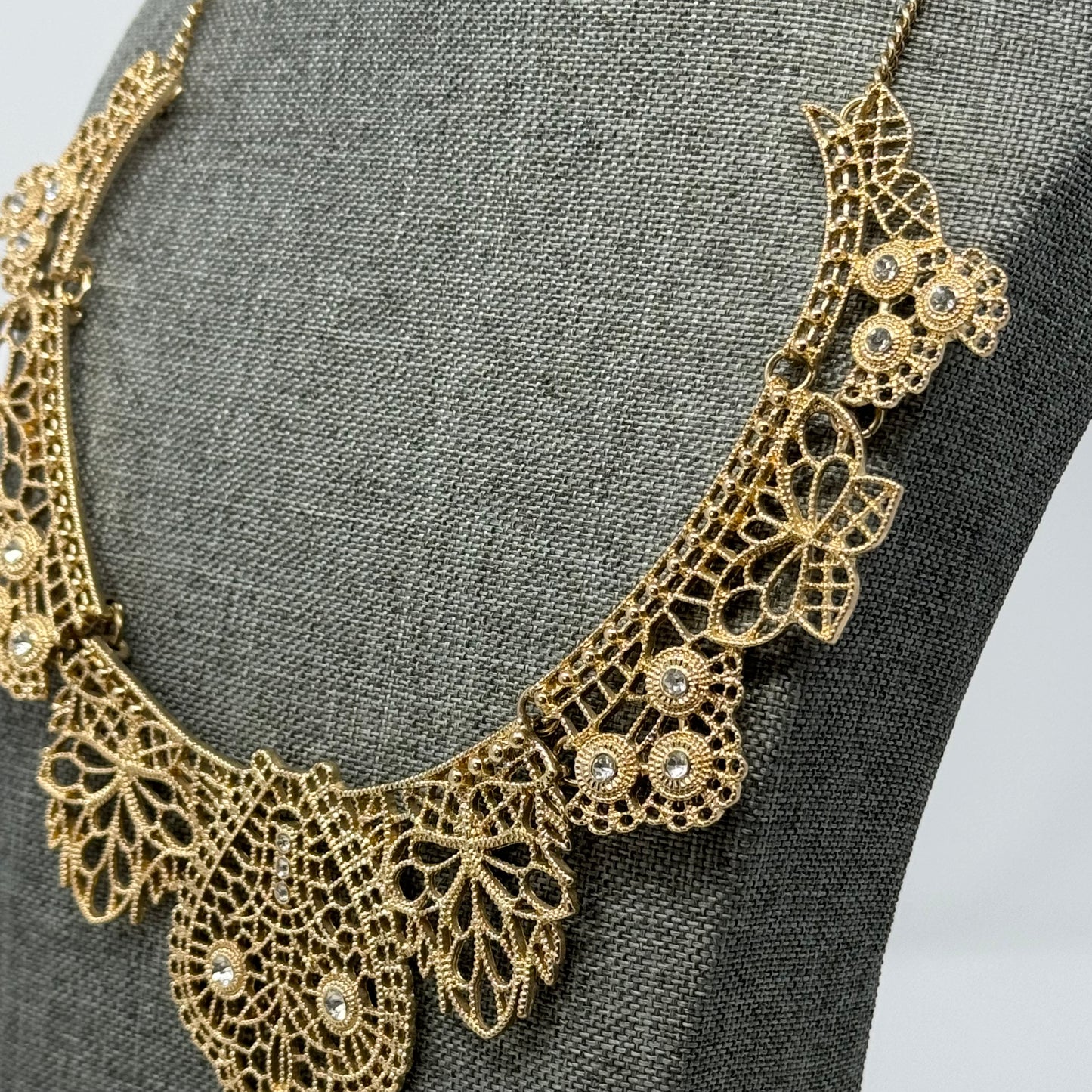 Women’s Necklace Boho Statement Intricate Metalwork Gold Tone 18 inch