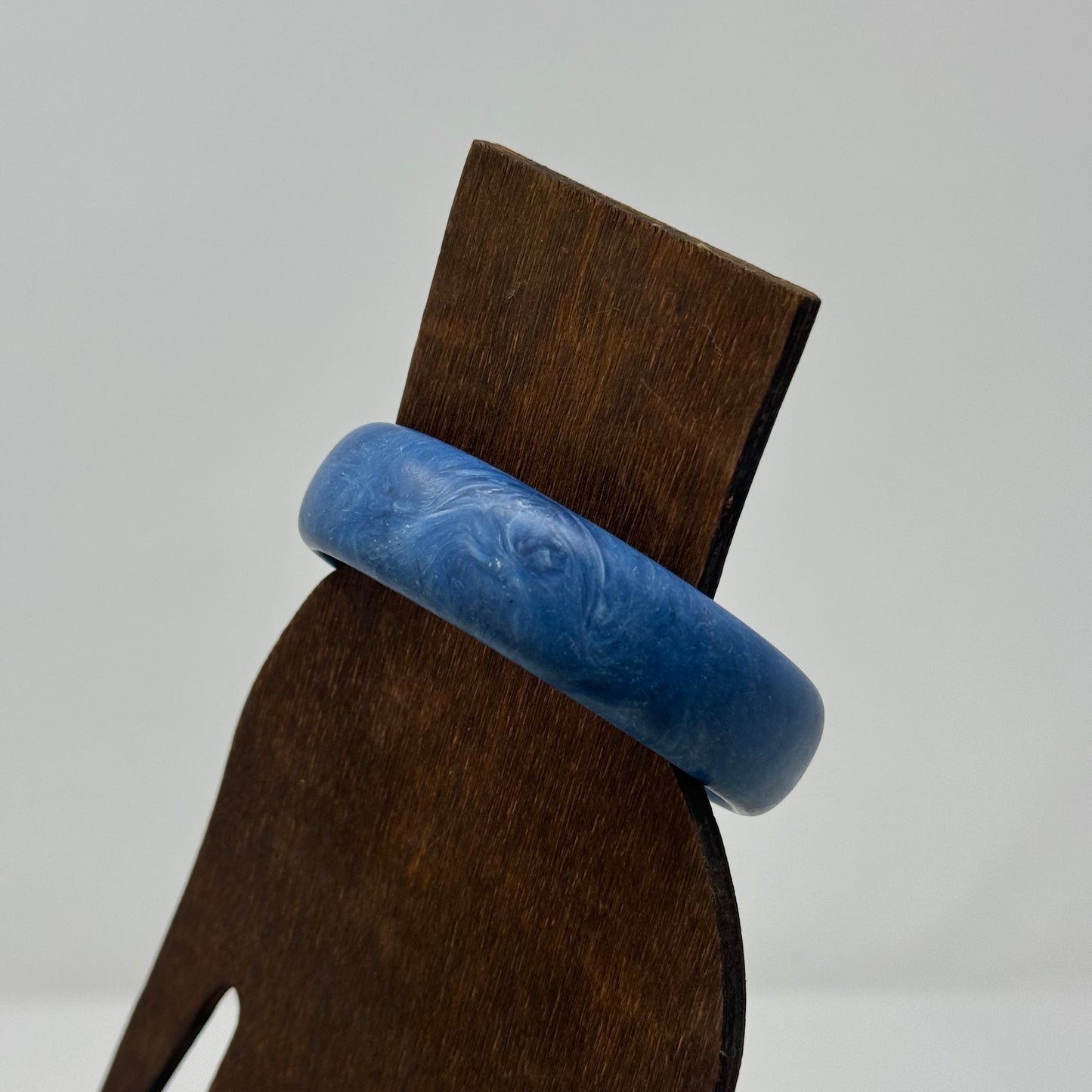 Retro Blue Marbled Bangle Bracelet - 1970s Style, Chunky Minimalist Statement Jewelry