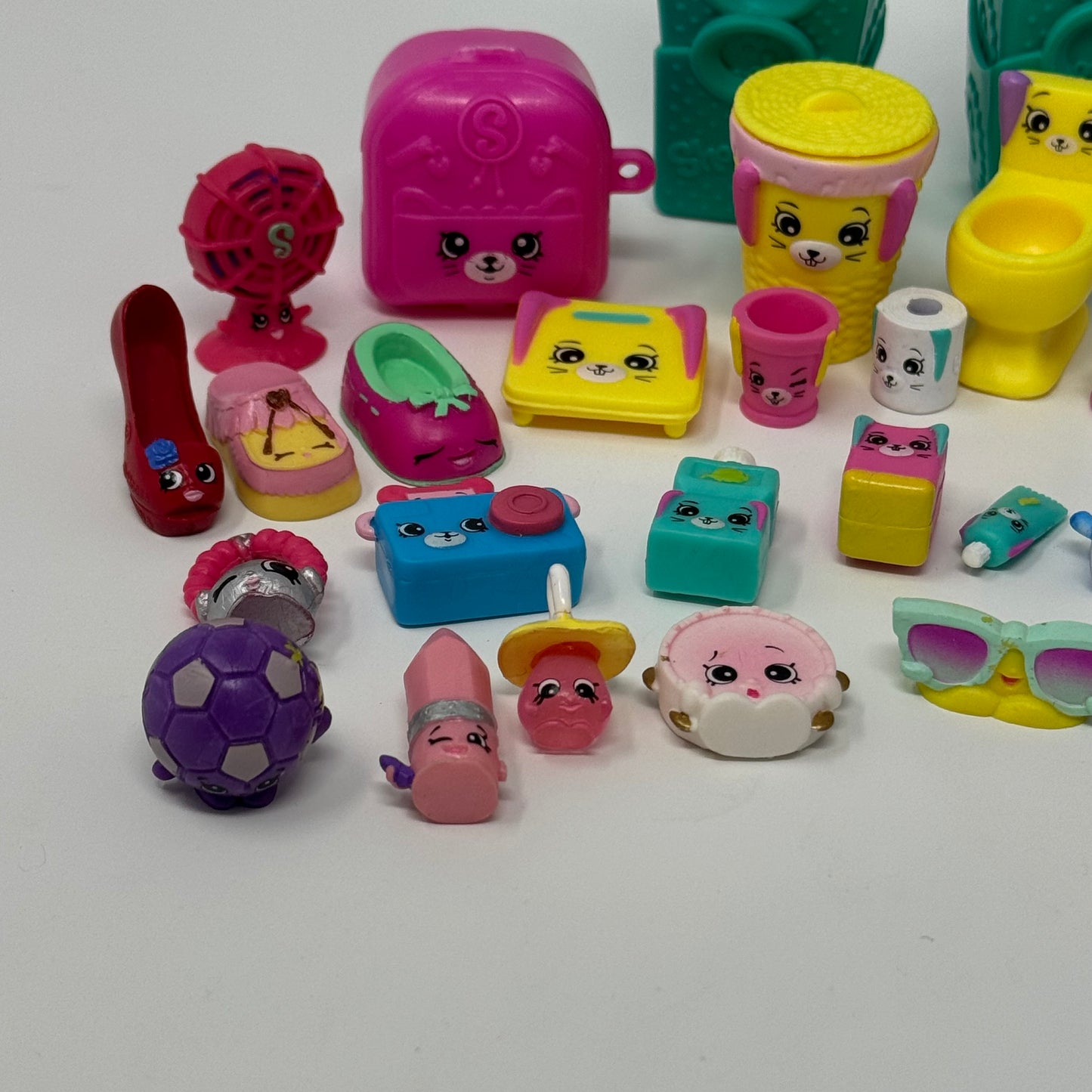 Shopkins Lot Miniatures 42 Pieces Toys