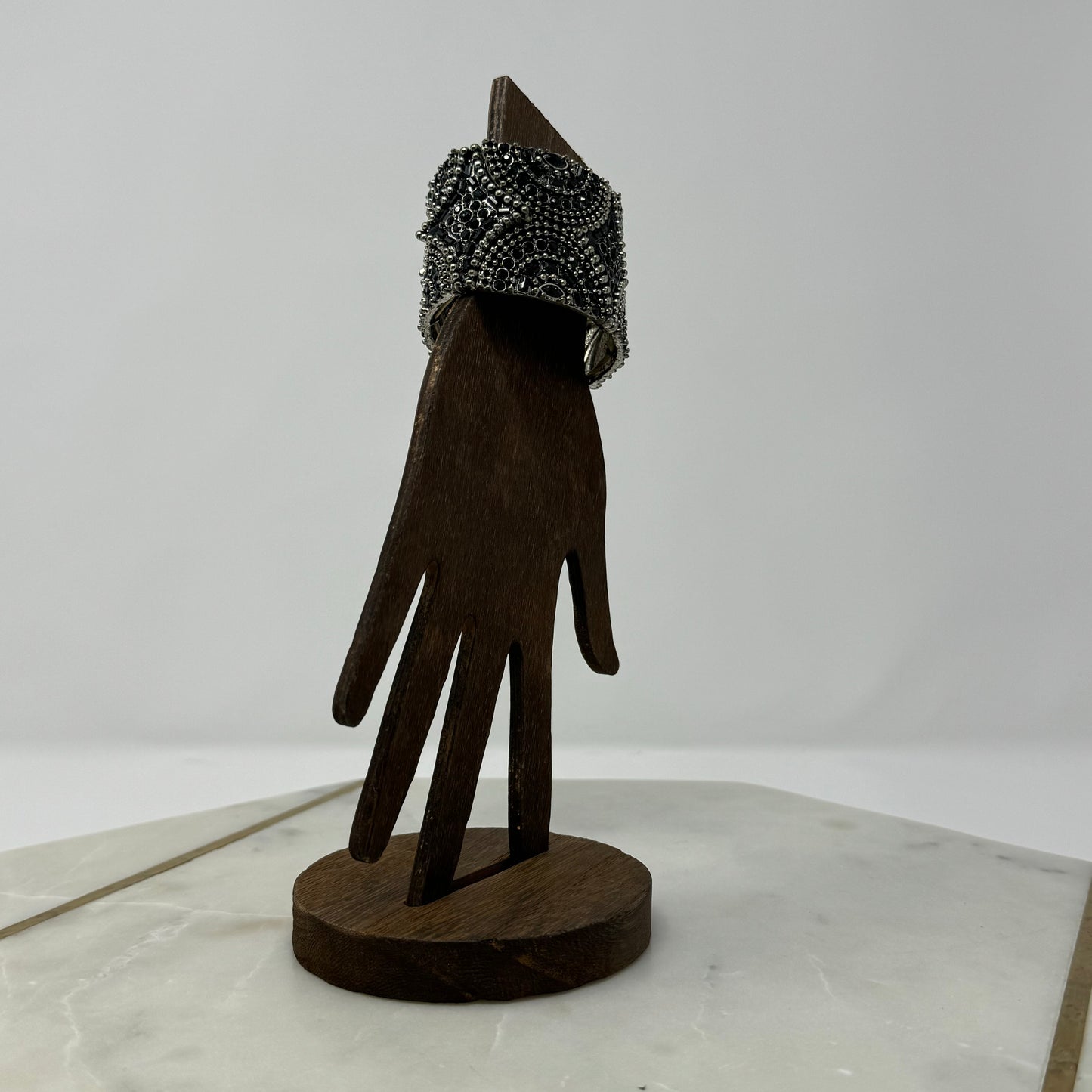 Rhinestone Design Expanding Metal Bangle Bracelet