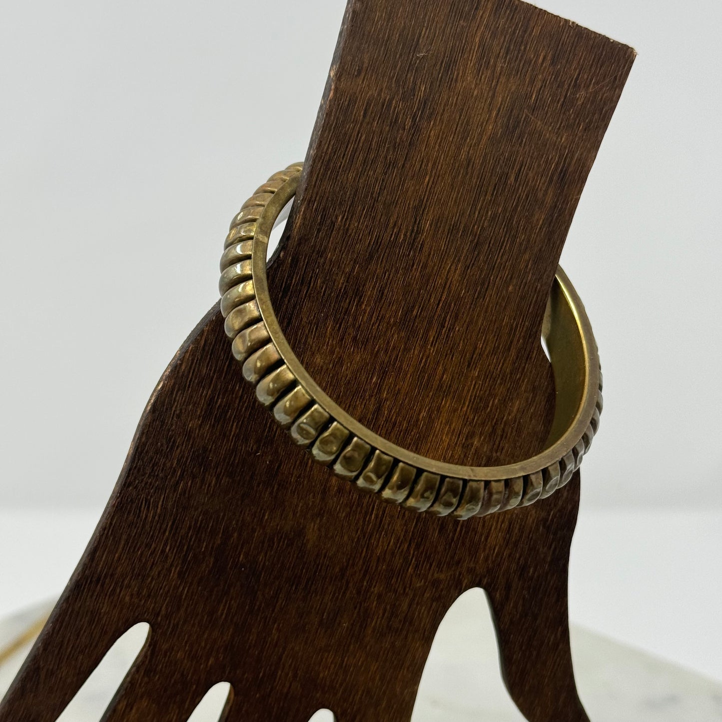 Bracelet Boho Southwest Brass Tone Metal Bangle 9 in Costume Jewelry
