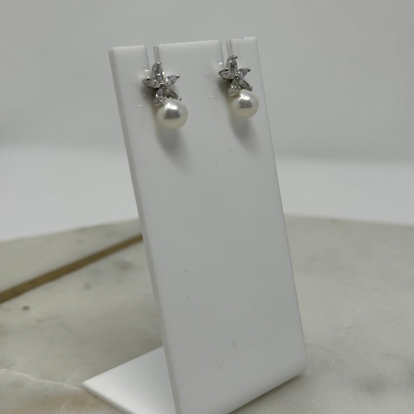 Pearl & Crystal Flower Stud Earrings