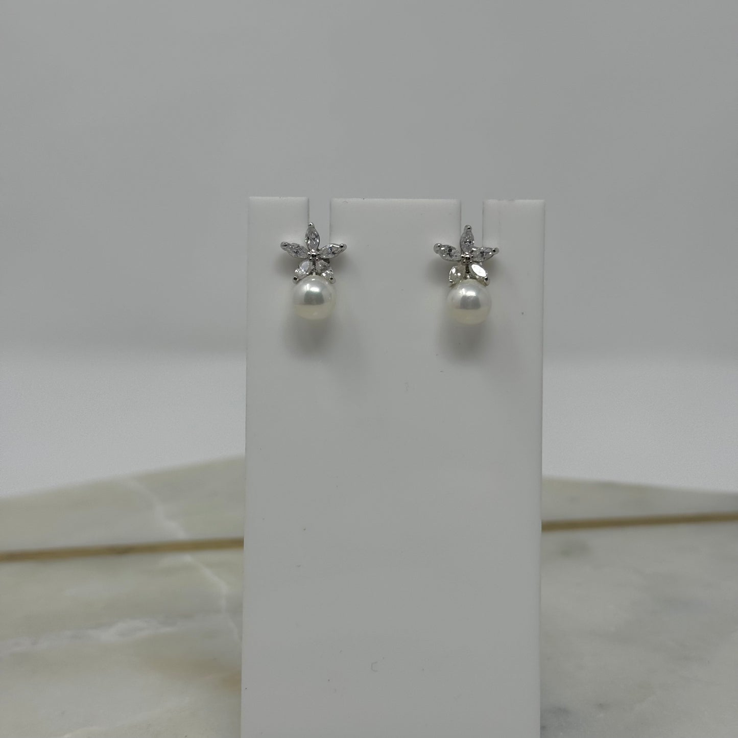 Pearl & Crystal Flower Stud Earrings