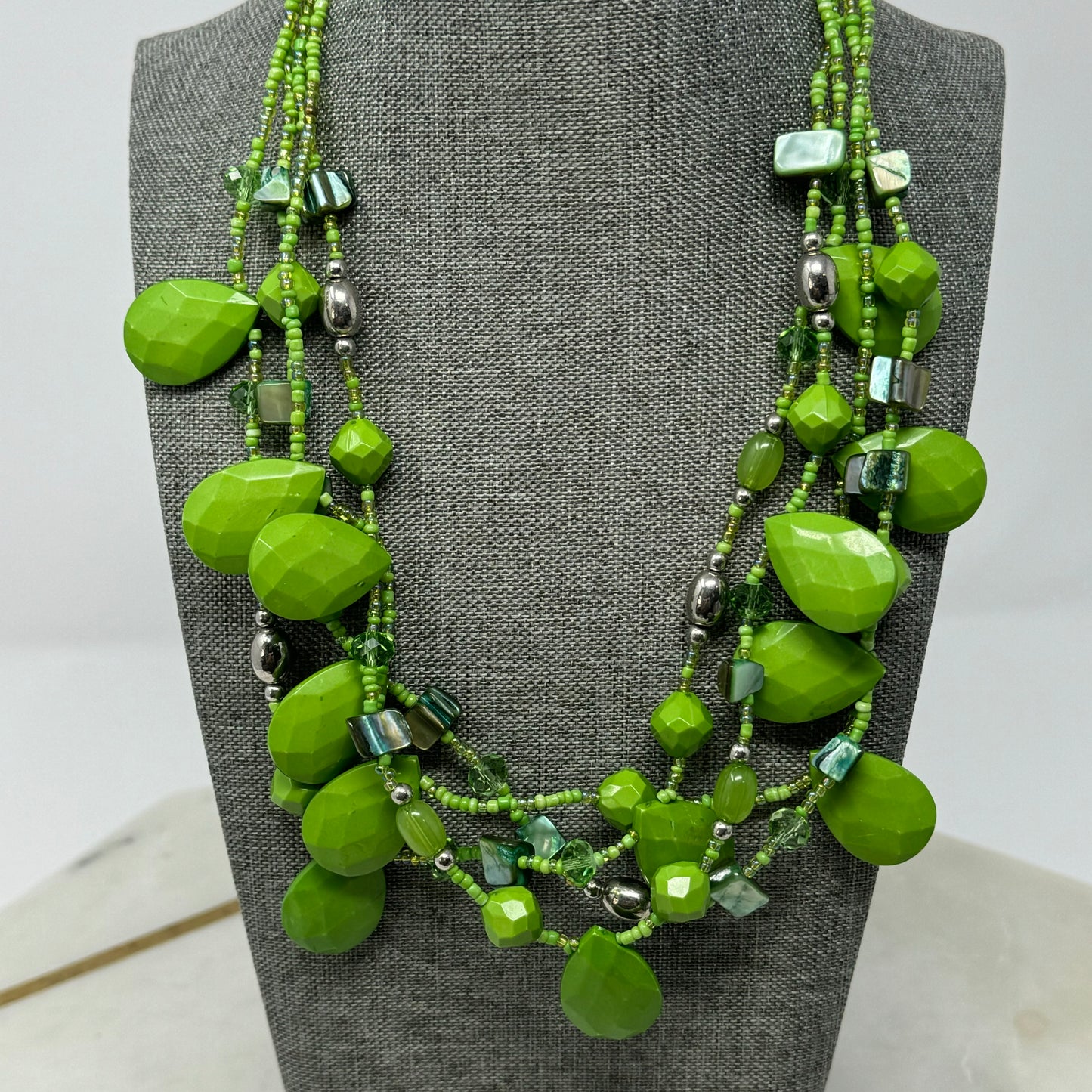 Women’s Necklace Boho Statement Beaded Teardrop Pendants Green Shell 16 in