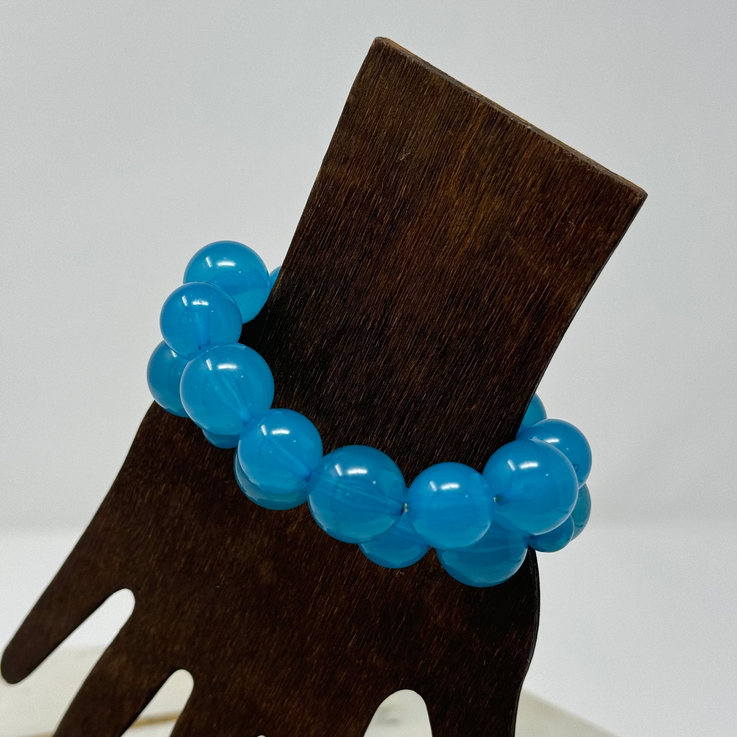 Bracelet Large Bauble Beaded Strands Blue Stretch Bangles 8 in Costume Jewelry