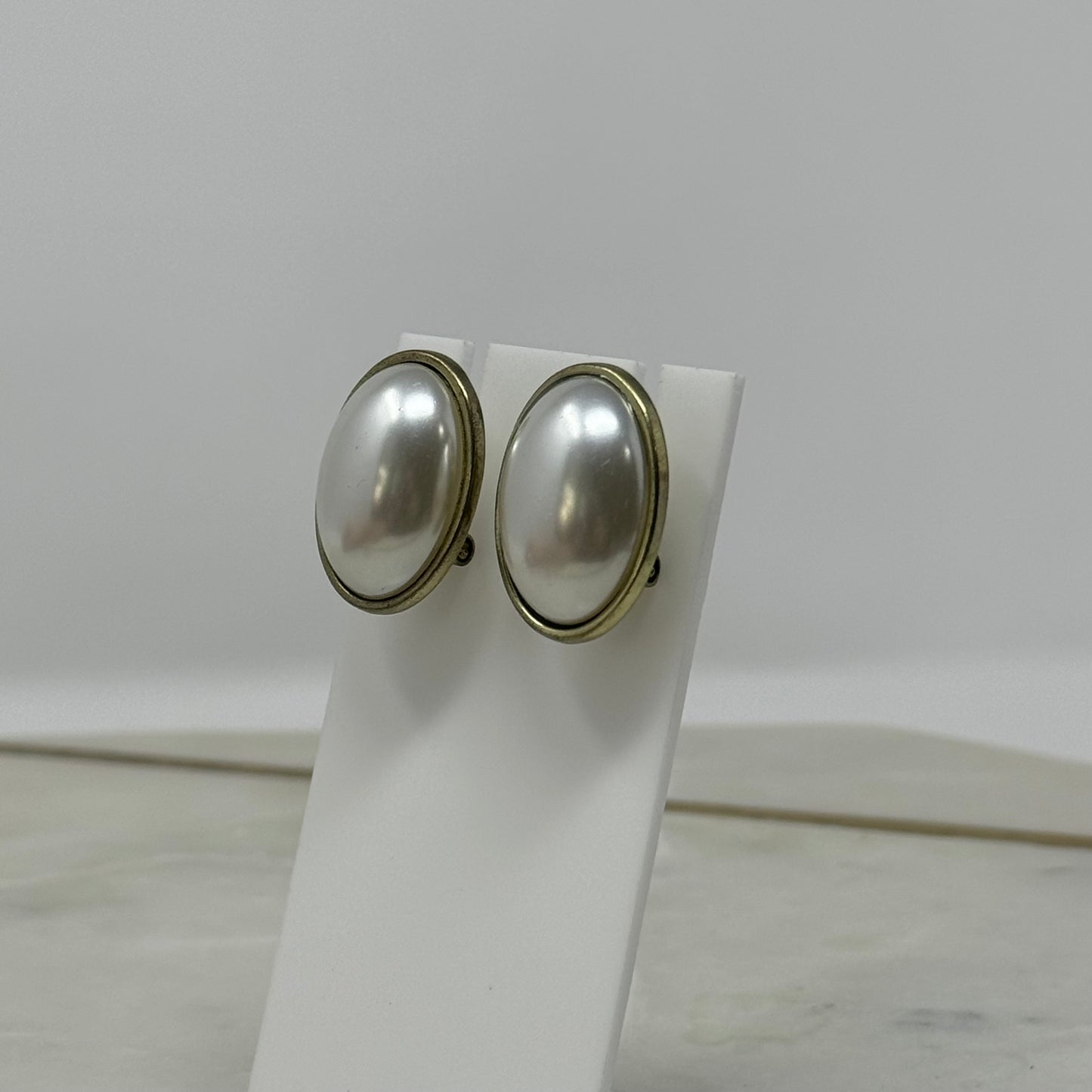 ABC Studios Earrings Classic Faux Pearl White Oval Button Stud .75 in Costume Jewelry