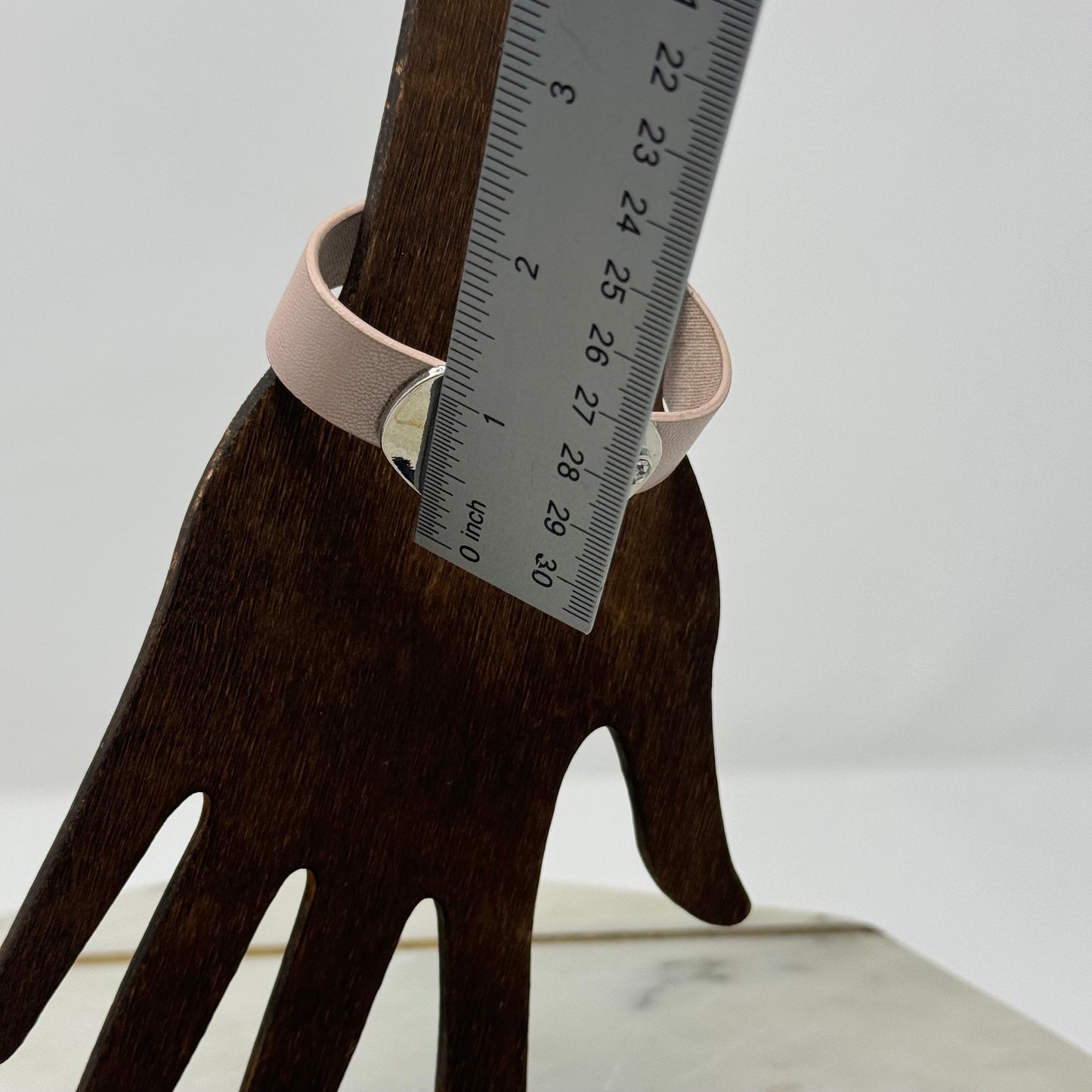 Bracelet Pink Leather Snap Boho Faux Gem Snap Cuff 7 in Costume Jewelry