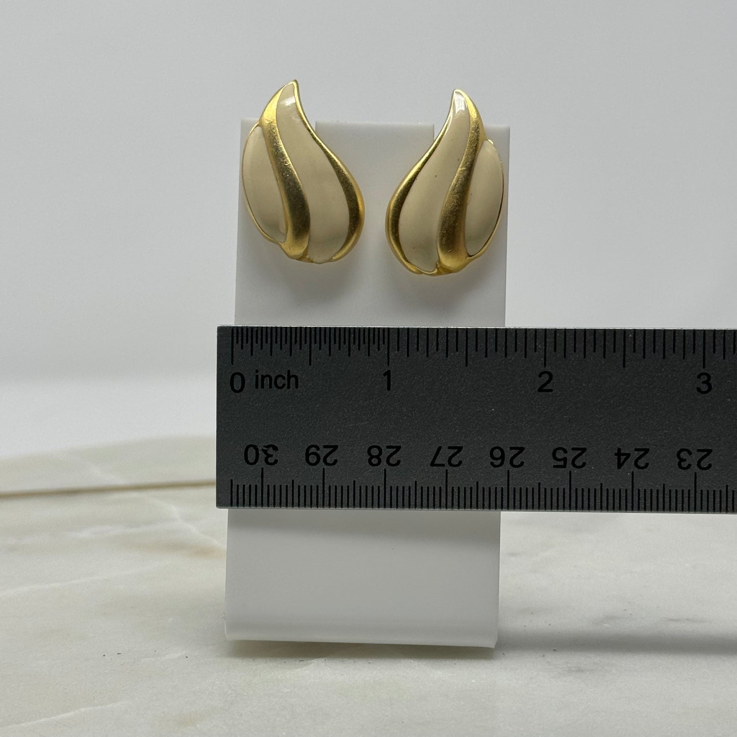 Vintage Gold & Cream Enamel Teardrop Earrings