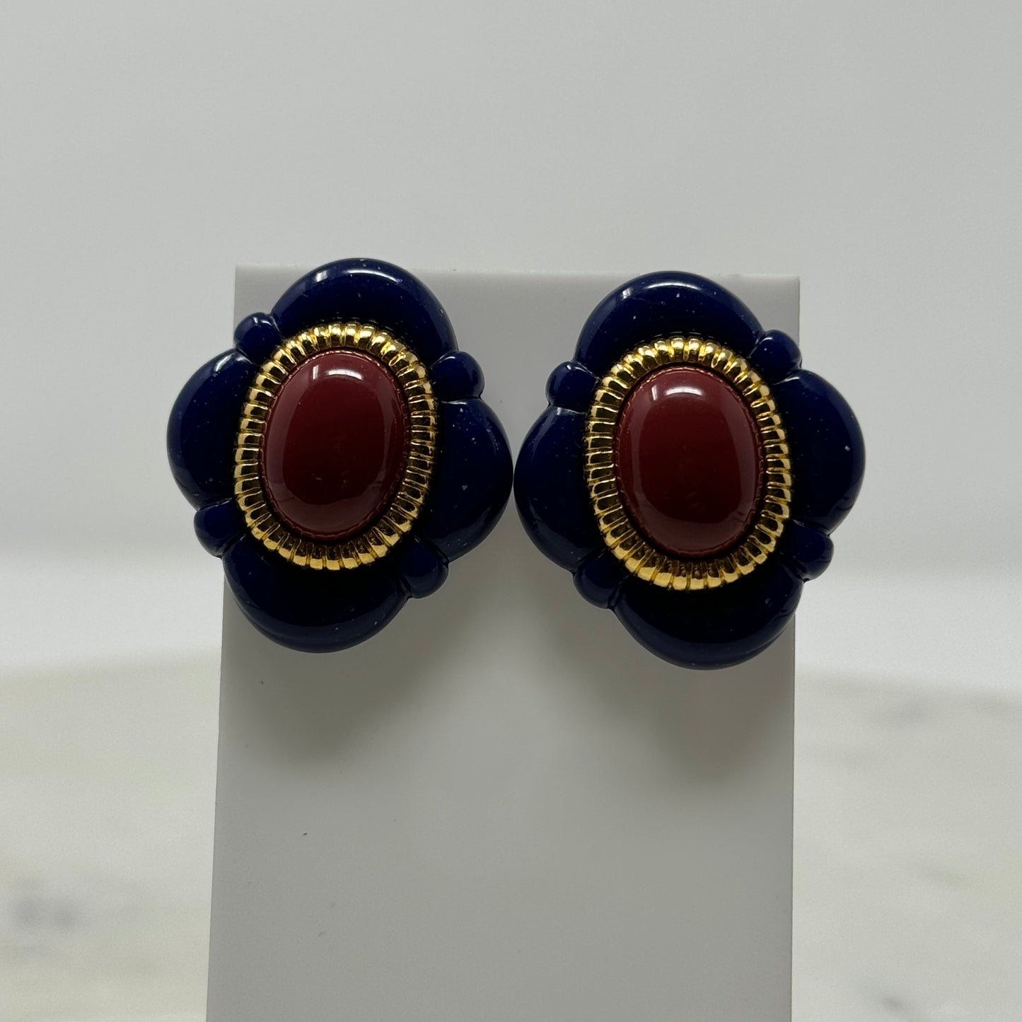 Vintage 1990’s Avon Arabesque Post Earrings