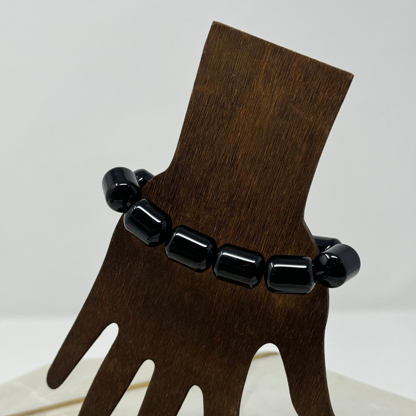 Bracelet Chunky Modern Black Cylindrical Beads Shiny Stretch Bangle 9 in Costume Jewelry