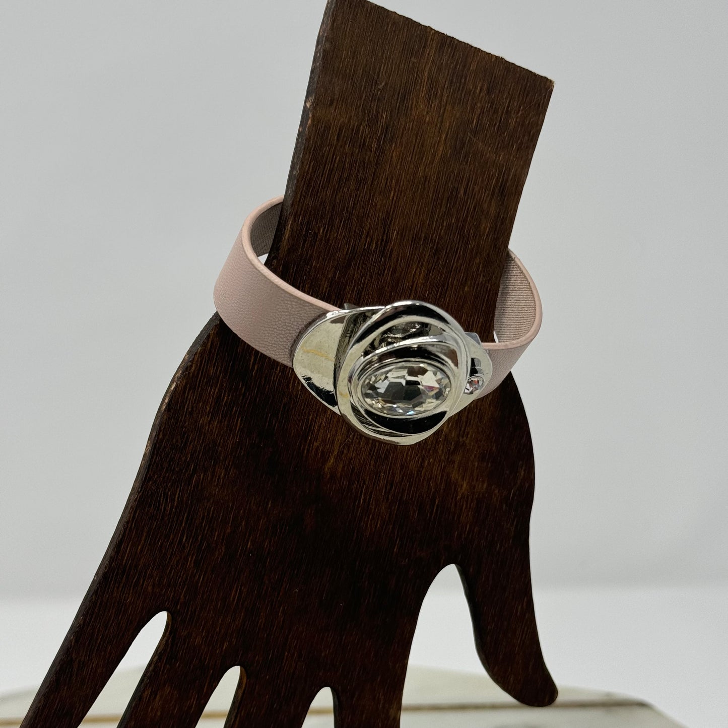 Bracelet Pink Leather Snap Boho Faux Gem Snap Cuff 7 in Costume Jewelry