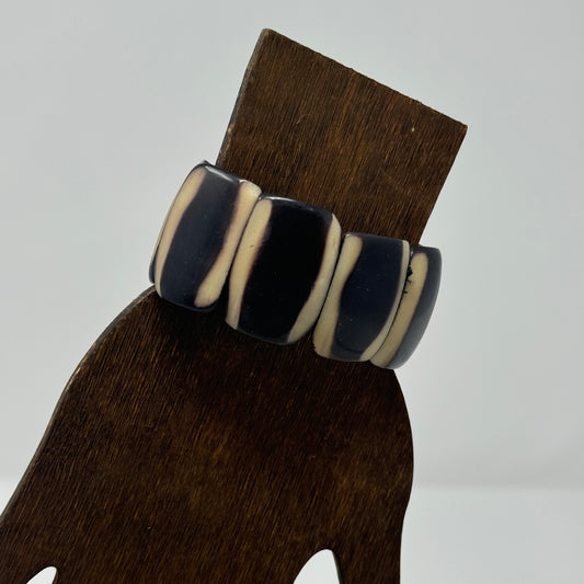 Elegant Chunky Black & Cream Bracelet - Statement Jewelry Trendy Bold Fashion