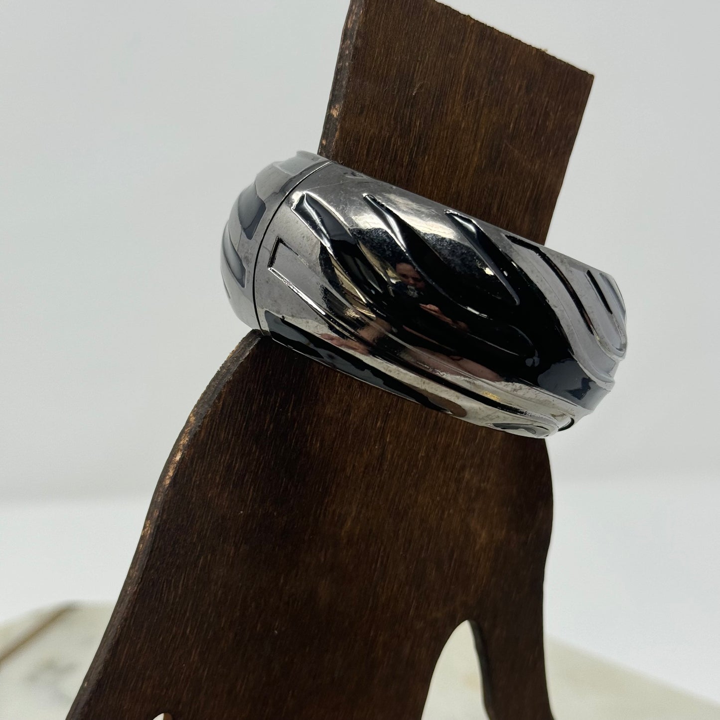 Bold Metallic Bangle Bracelet, Sleek Modern Wave Design, Statement Jewelry