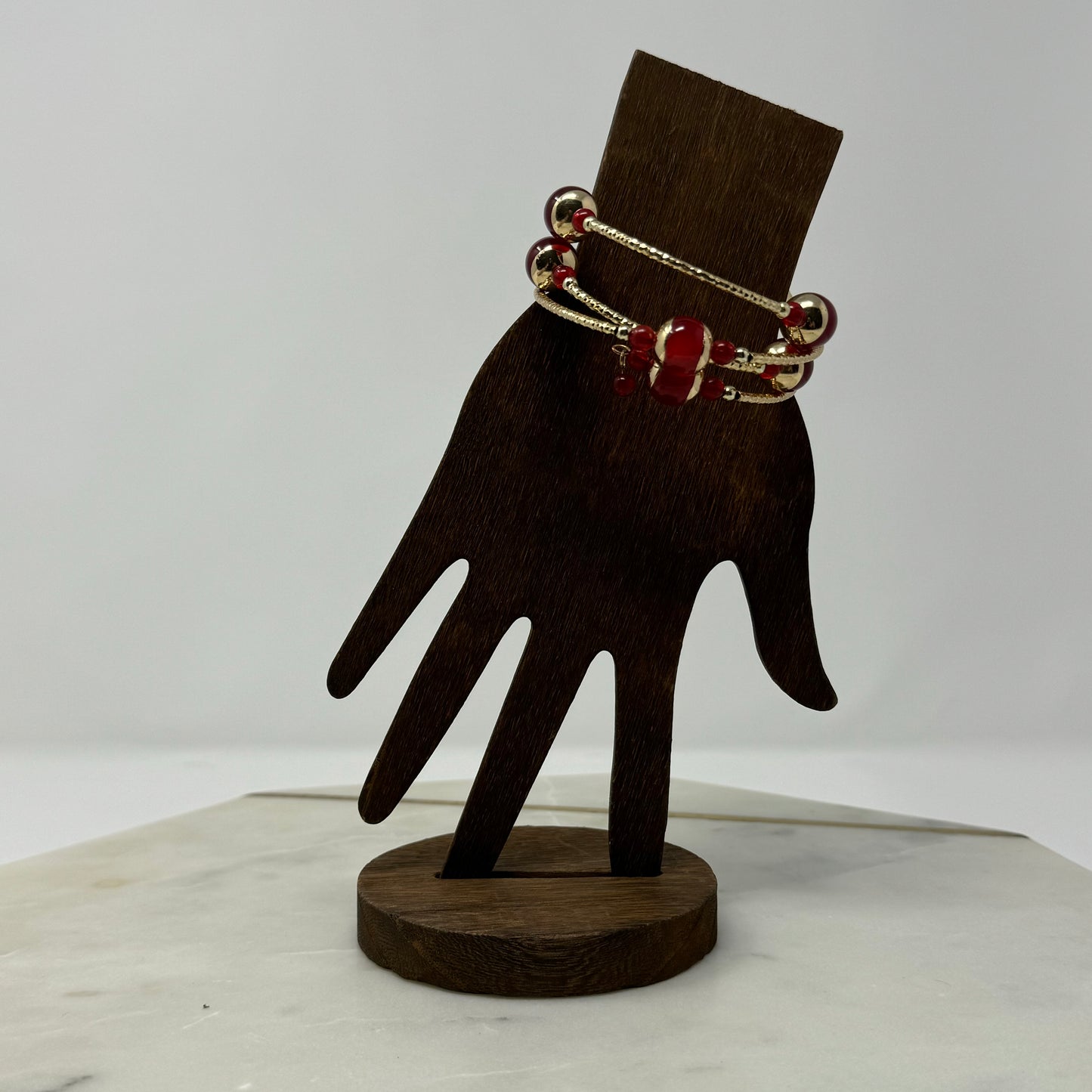 Expanding Gold wiring & Read Bead Bangle Bracelet