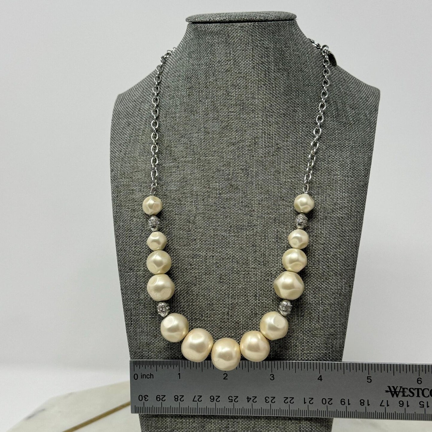 Lia Sophia Necklace Silver Chain Graduated Off White Pearl Rhinestone Accent 18”
