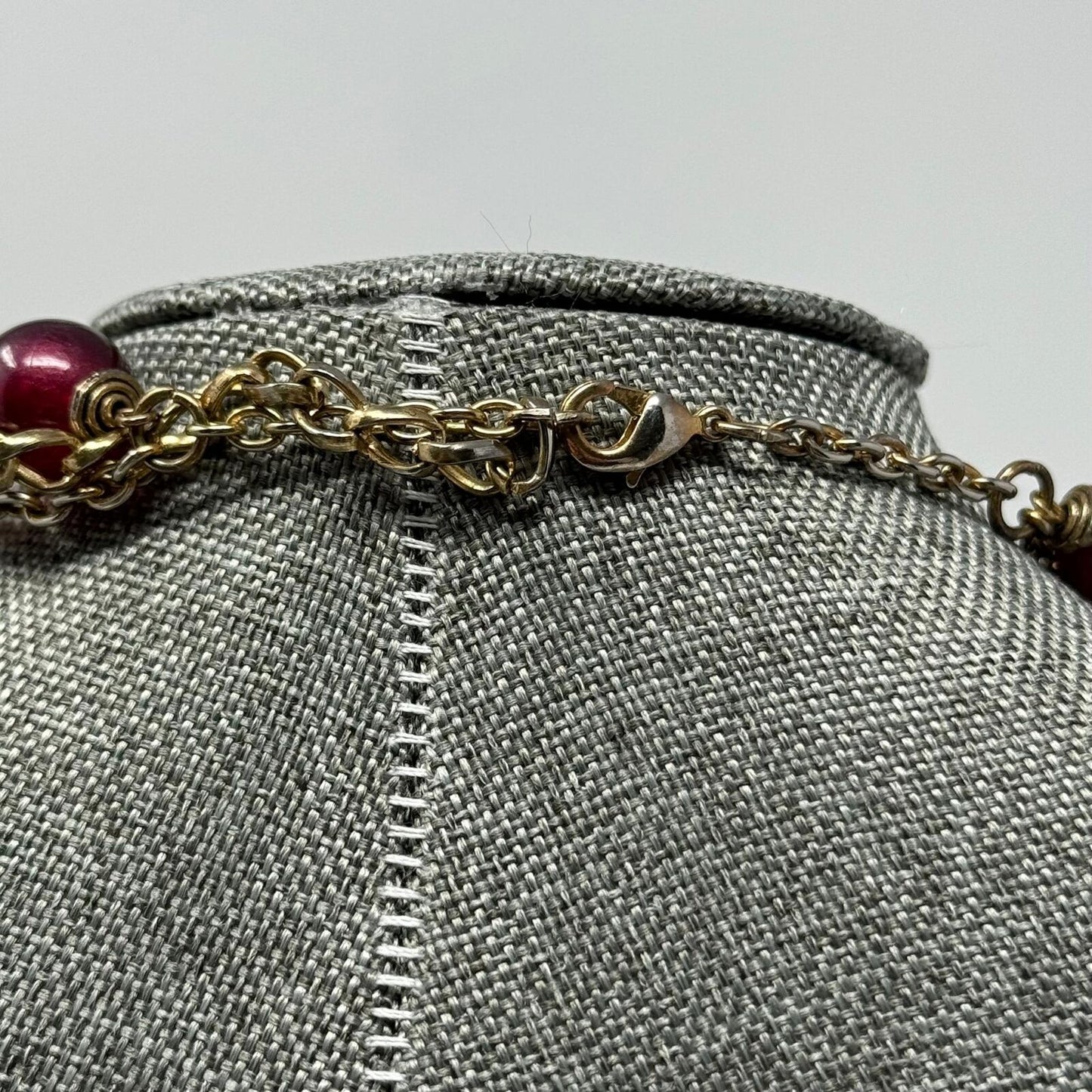 Red Beaded Gold Station Necklace Faceted & Pearl Beads Pink Accent Elegant Chic 22”