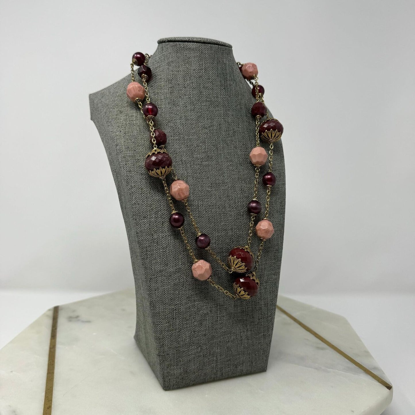 Red Beaded Gold Station Necklace Faceted & Pearl Beads Pink Accent Elegant Chic 22”