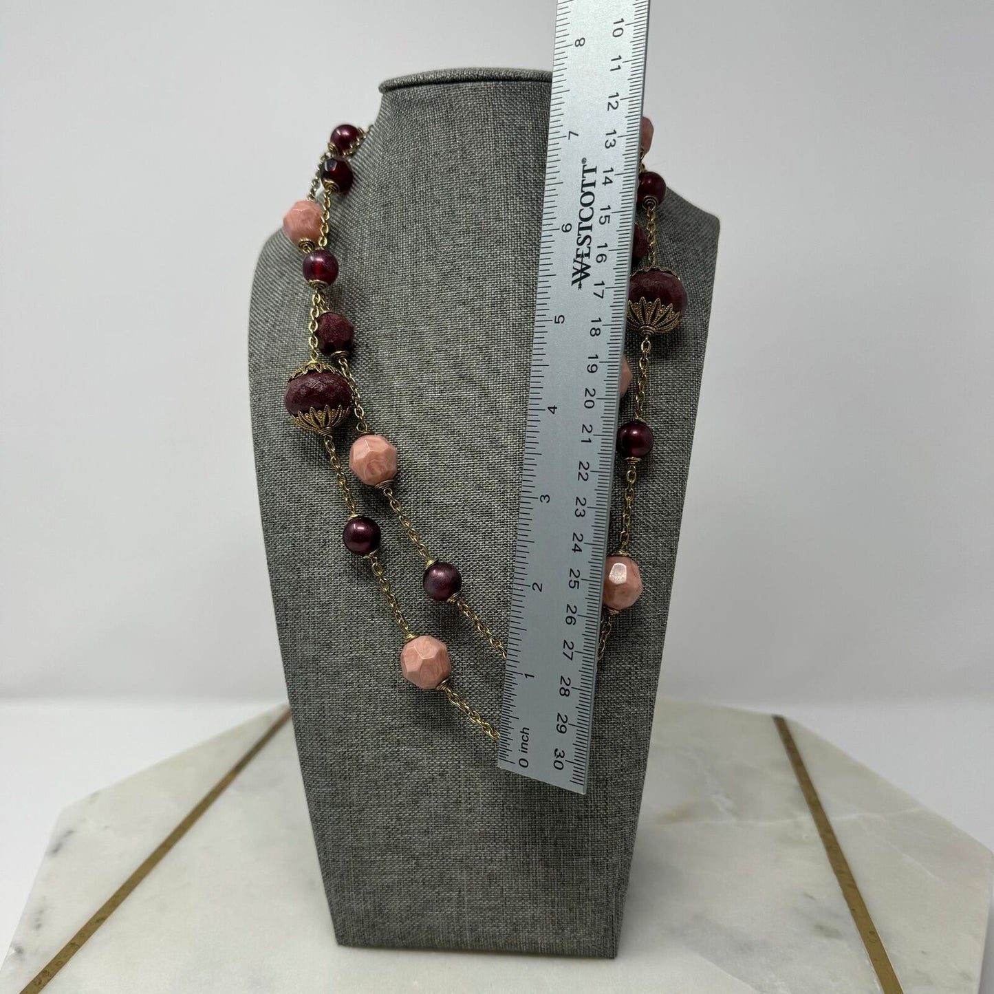 Red Beaded Gold Station Necklace Faceted & Pearl Beads Pink Accent Elegant Chic 22”