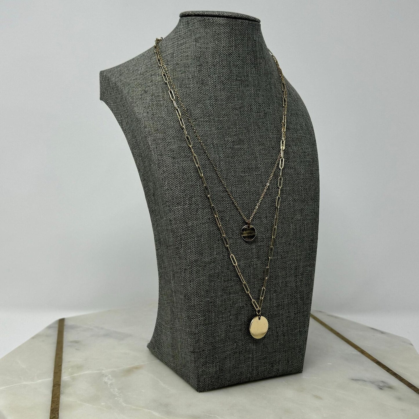 Gold Chain Layered Necklace Minimal Simple Shiny Elegant Sleek Round Pendant