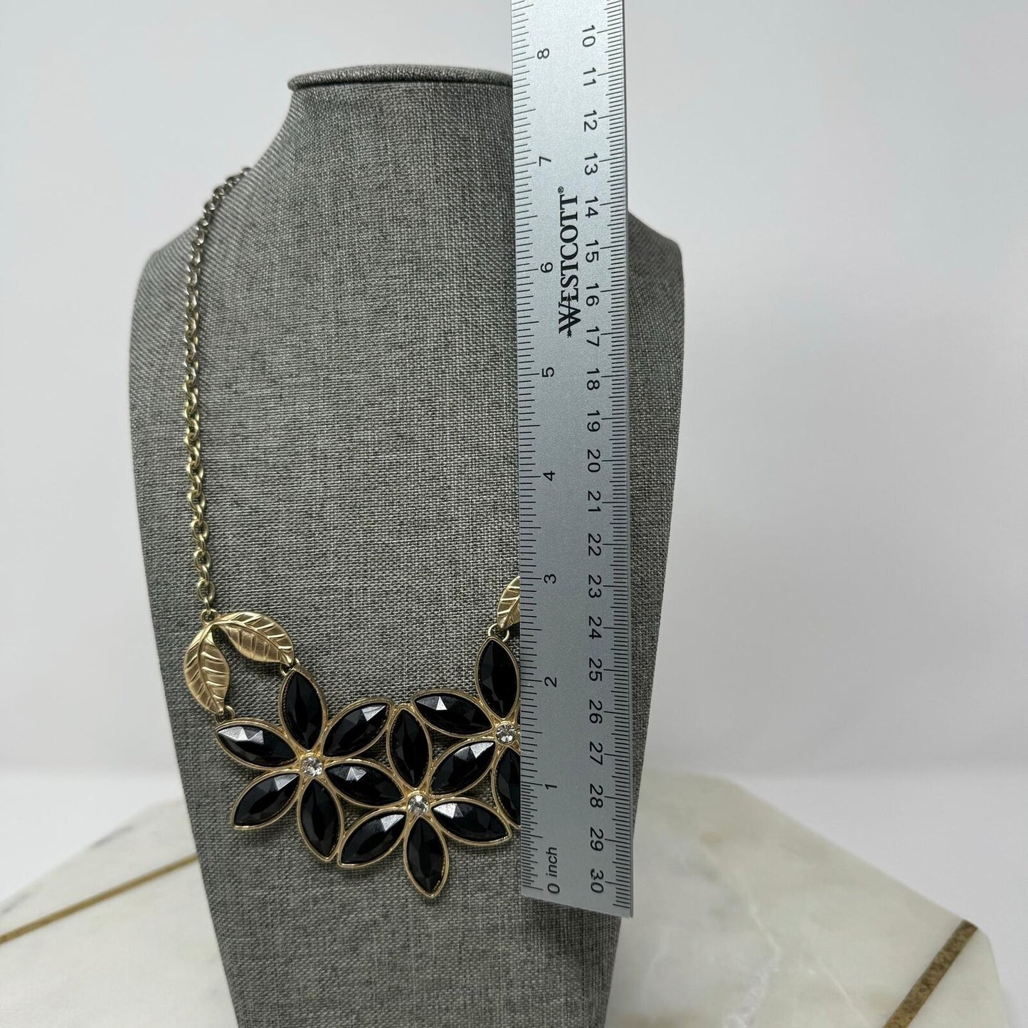 Black Floral Statement Necklace Gold Chain Leaf Faceted Accent Petal Elegant 16”