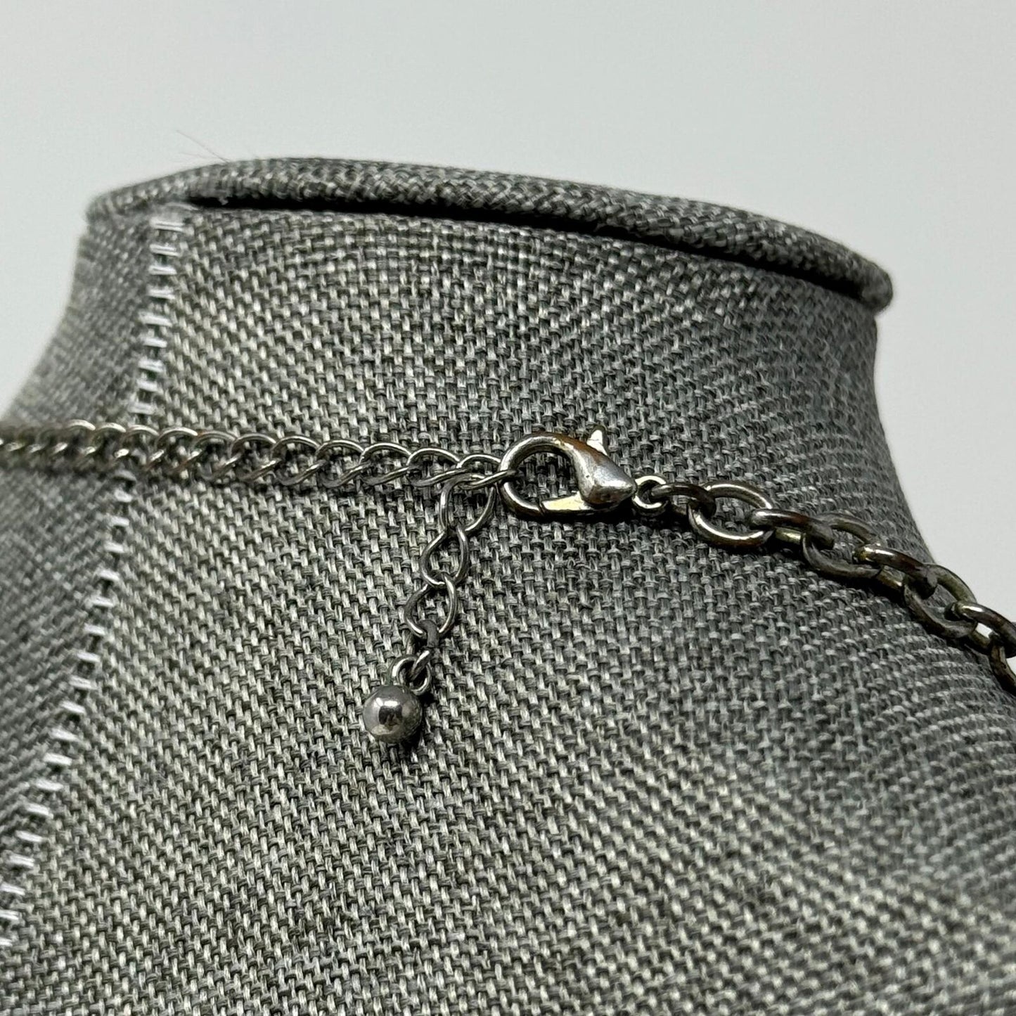 Black Floral Statement Necklace Gold Chain Leaf Faceted Accent Petal Elegant 16”