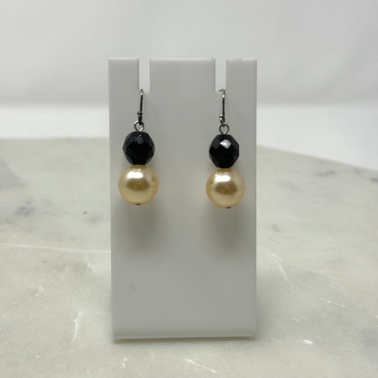 New White House Black Market Pearl Dangle Hook Earrings
