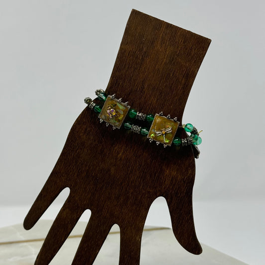 Bracelet Metallic Insect Charm Double Beaded Strand Green Yellow 7 in Costume Jewelry